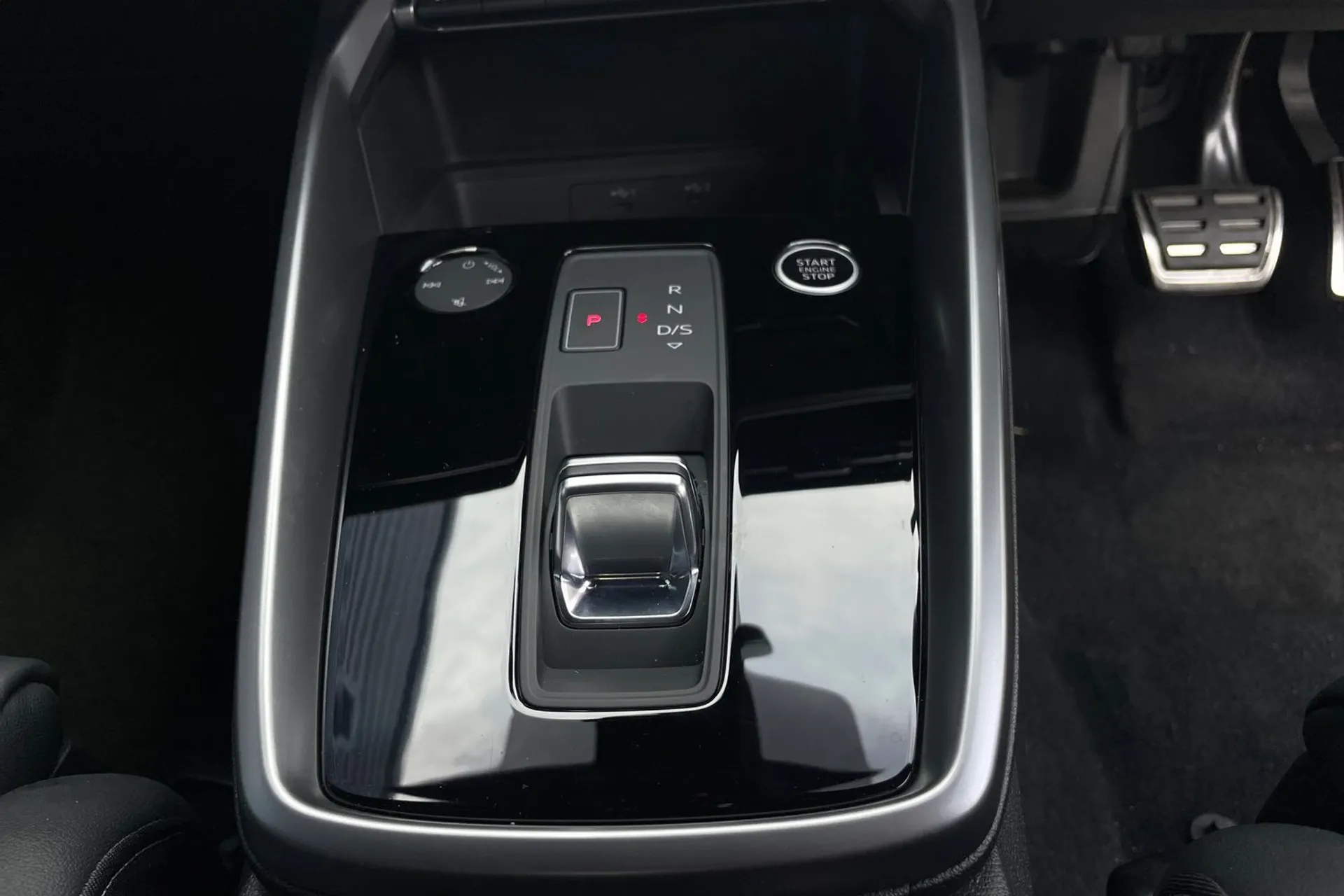 Audi A3 thumbnail image number 39