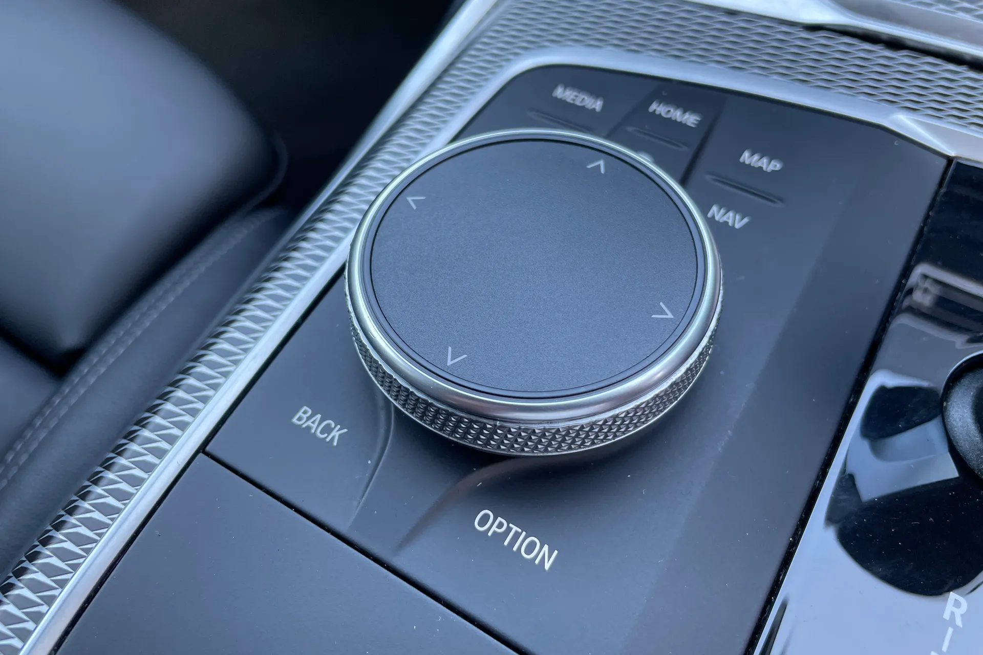 BMW 3 SERIES thumbnail image number 48