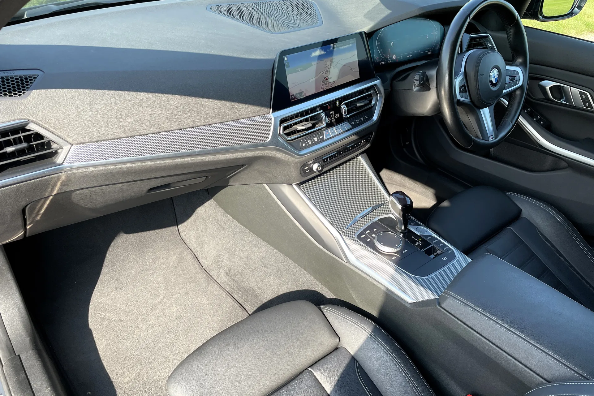 BMW 3 SERIES thumbnail image number 27