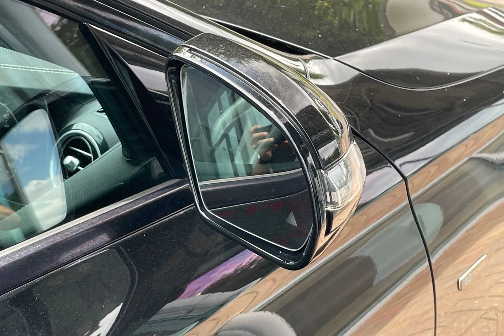 MERCEDES-BENZ E CLASS thumbnail image number 48