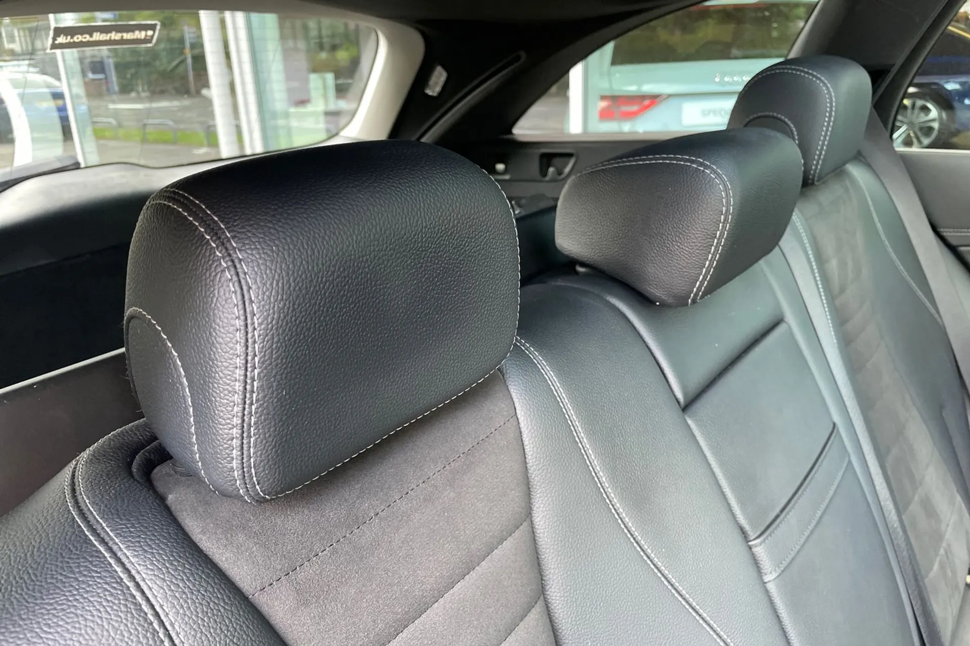 MERCEDES-BENZ E CLASS thumbnail image number 50