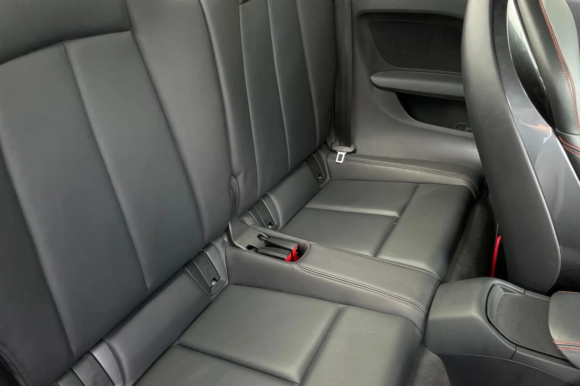 Audi TT thumbnail image number 22