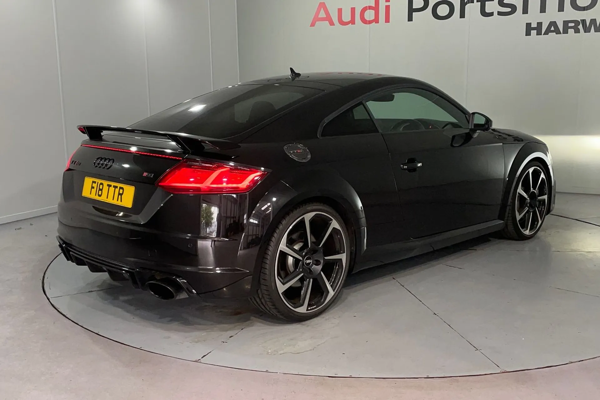 Audi TT thumbnail image number 7