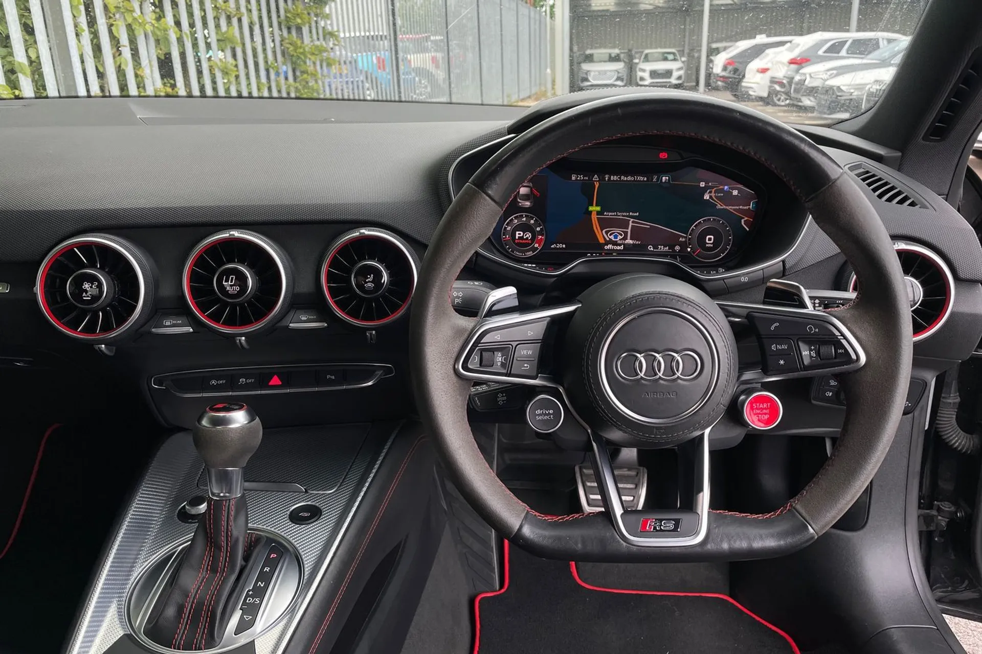 Audi TT thumbnail image number 35