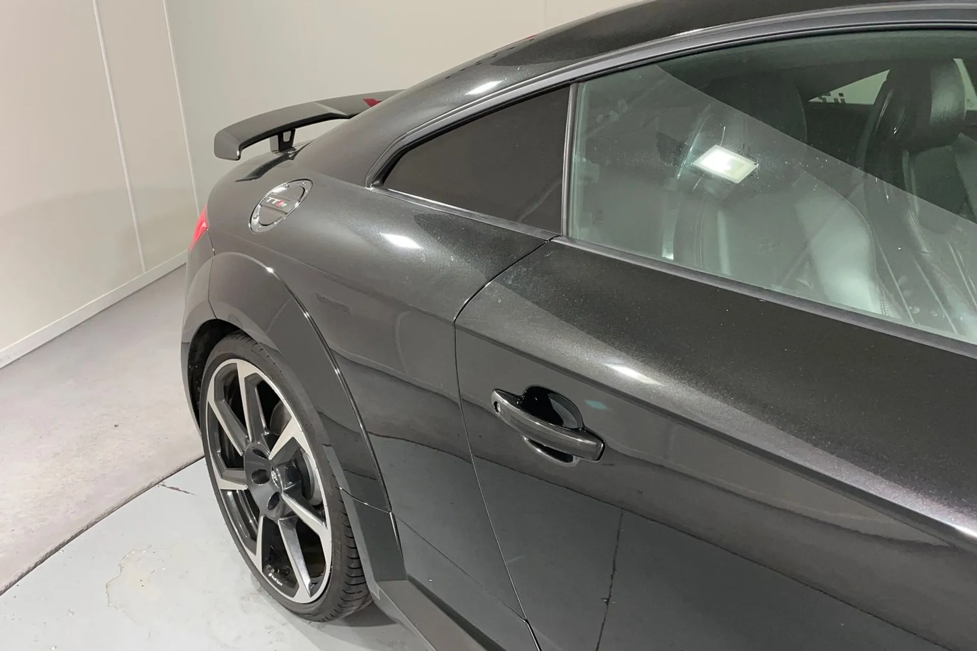 Audi TT thumbnail image number 14