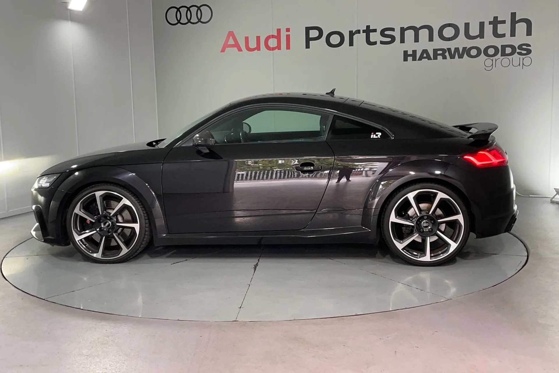 Audi TT thumbnail image number 10