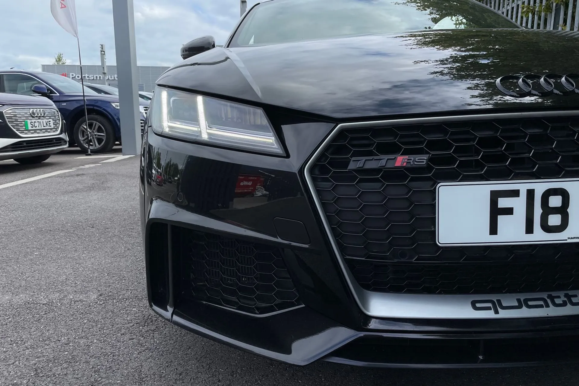 Audi TT thumbnail image number 24