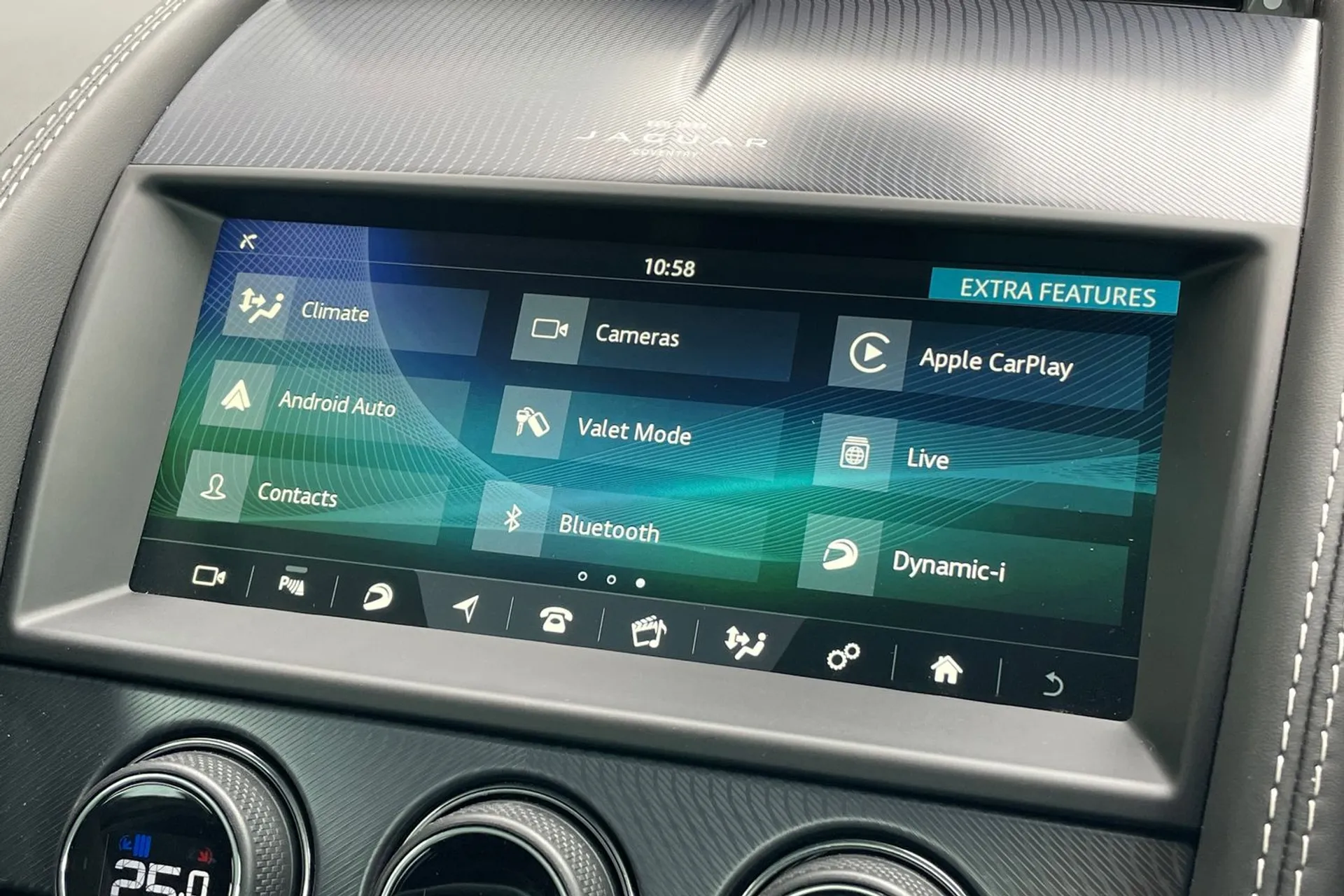 Jaguar F-TYPE thumbnail image number 9