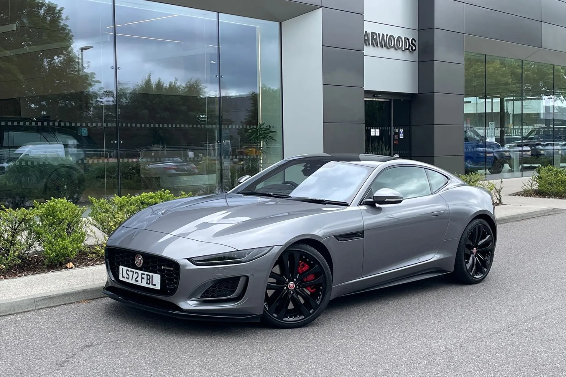 Jaguar F-TYPE thumbnail image number 17