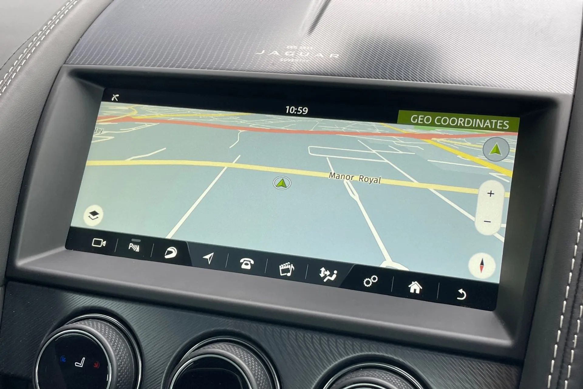 Jaguar F-TYPE thumbnail image number 6