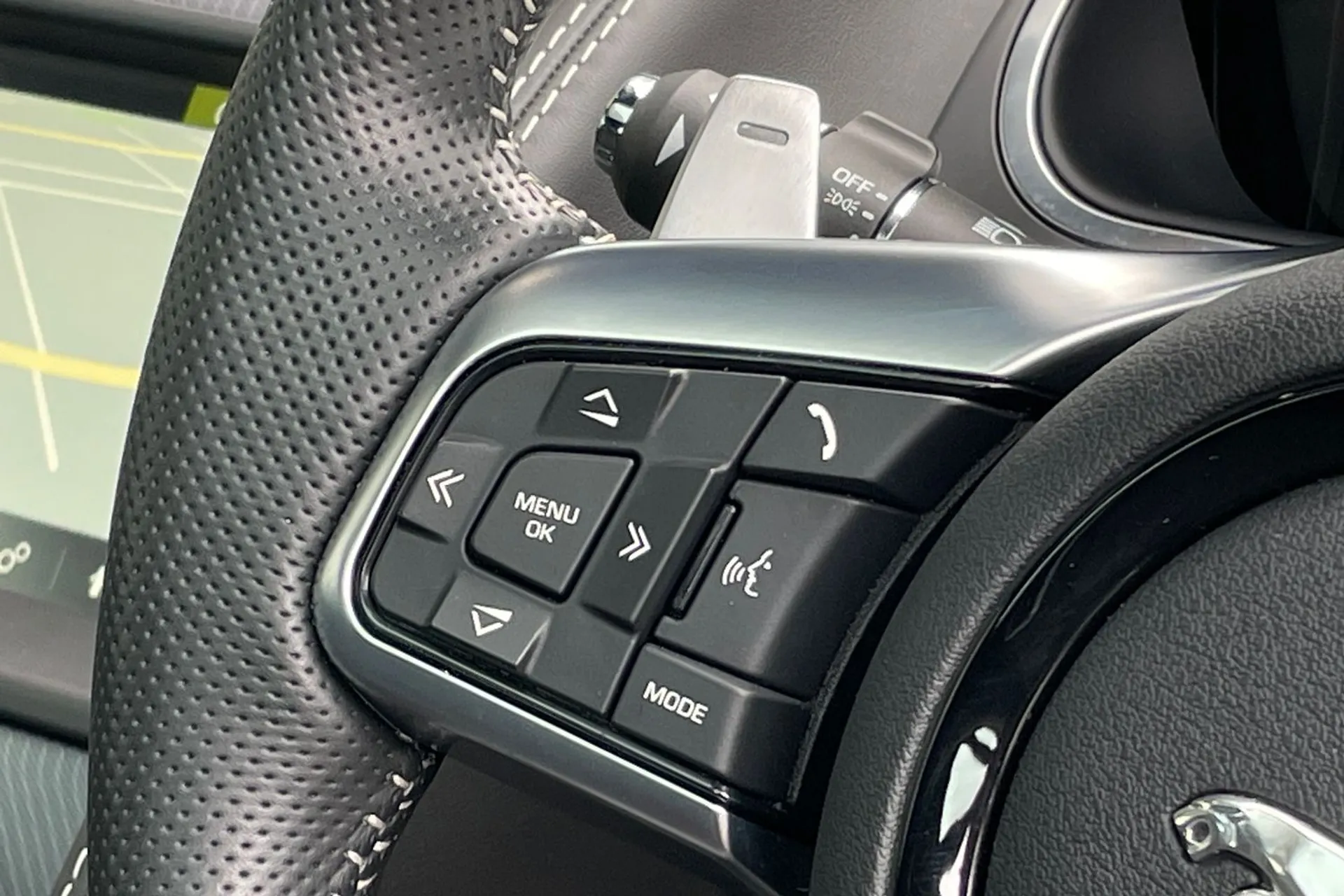 Jaguar F-TYPE thumbnail image number 41