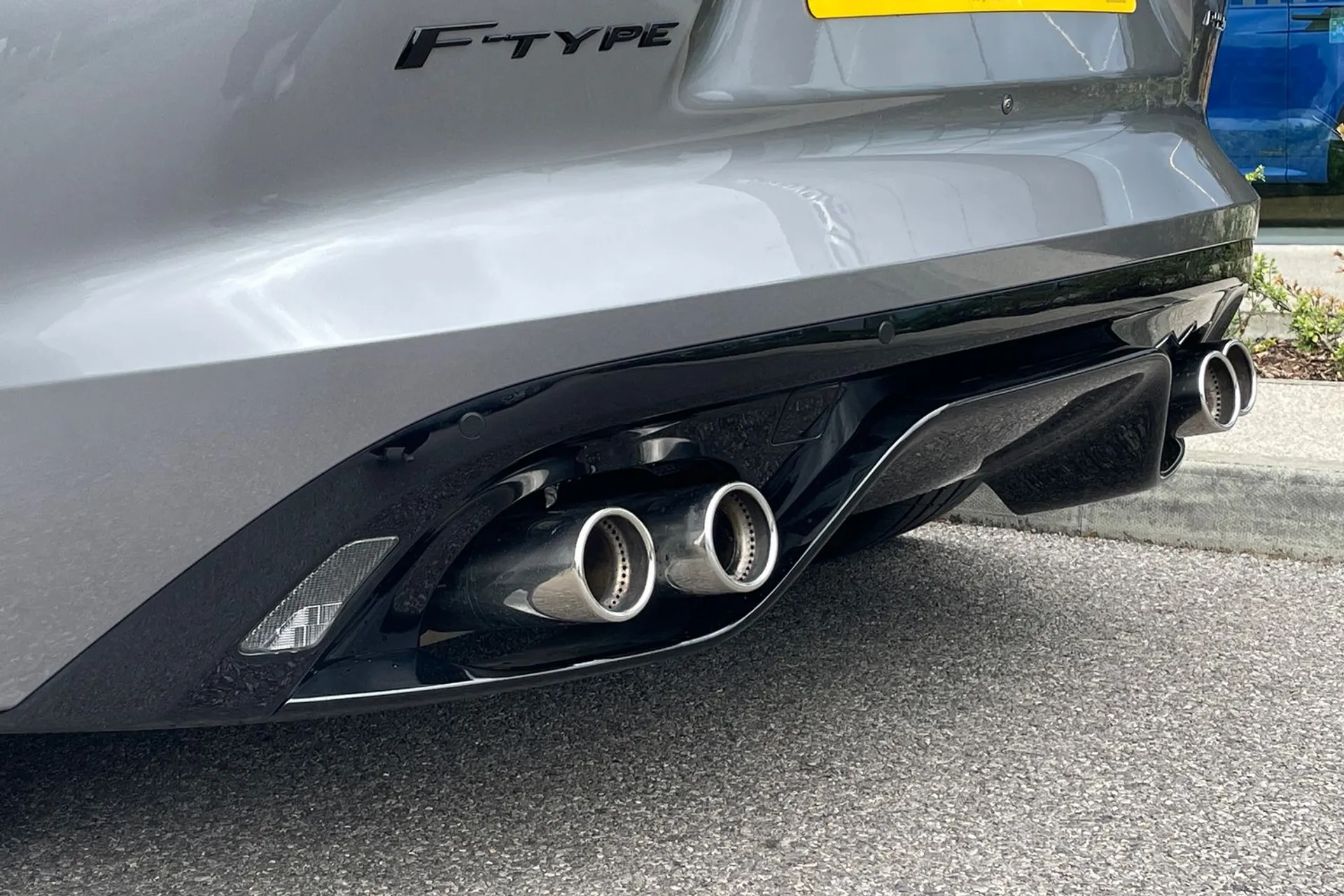 Jaguar F-TYPE thumbnail image number 31