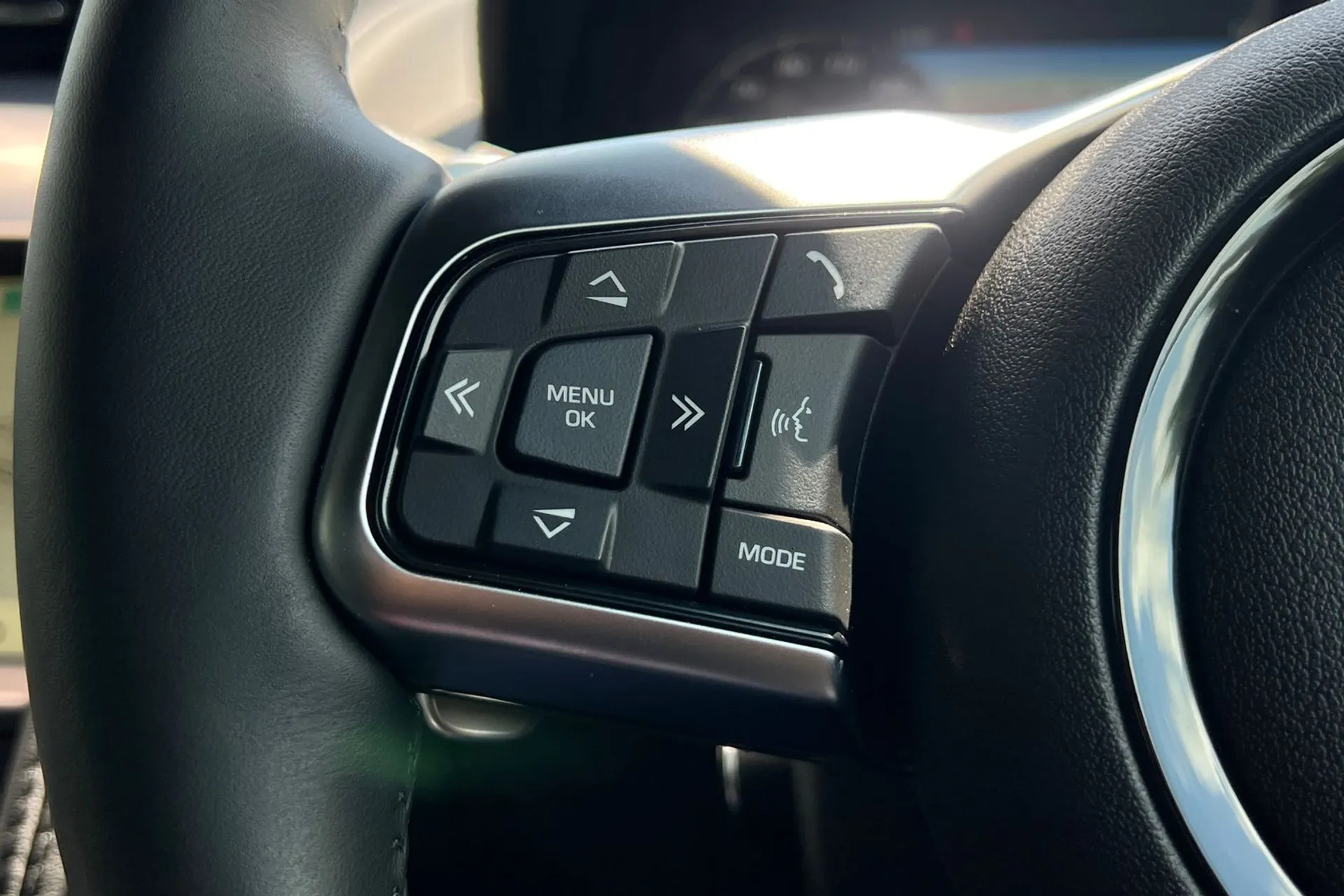 Jaguar F-TYPE thumbnail image number 43