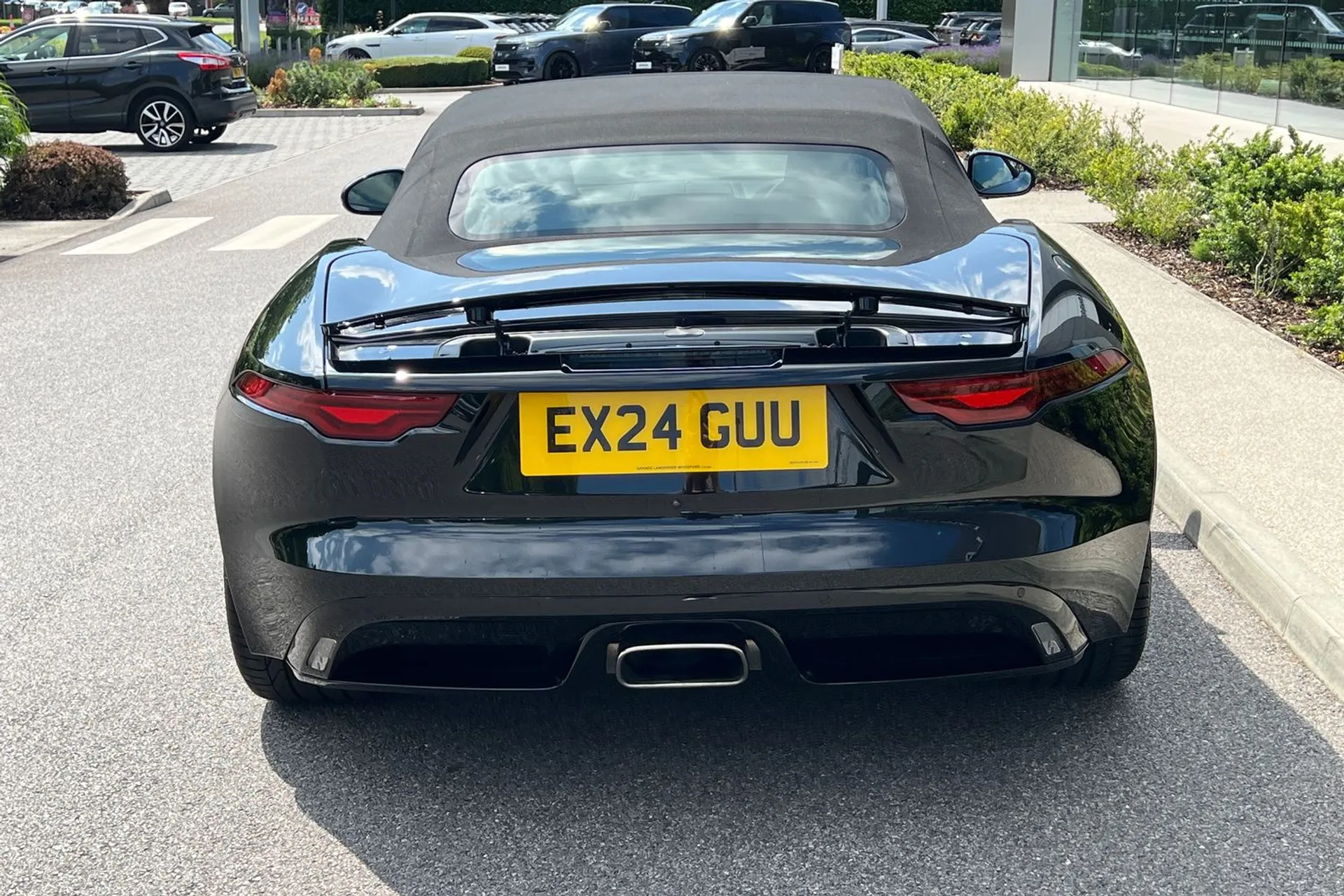 Jaguar F-TYPE thumbnail image number 13