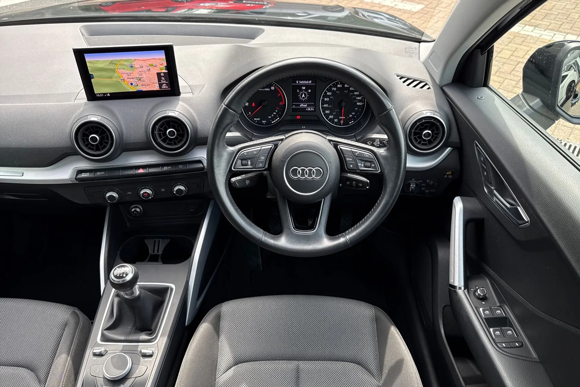 Audi Q2 thumbnail image number 34