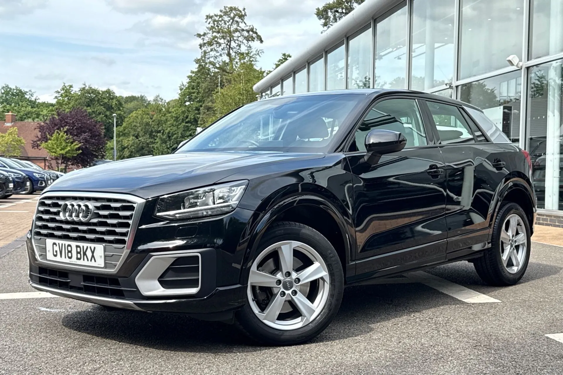 Audi Q2 thumbnail image number 10