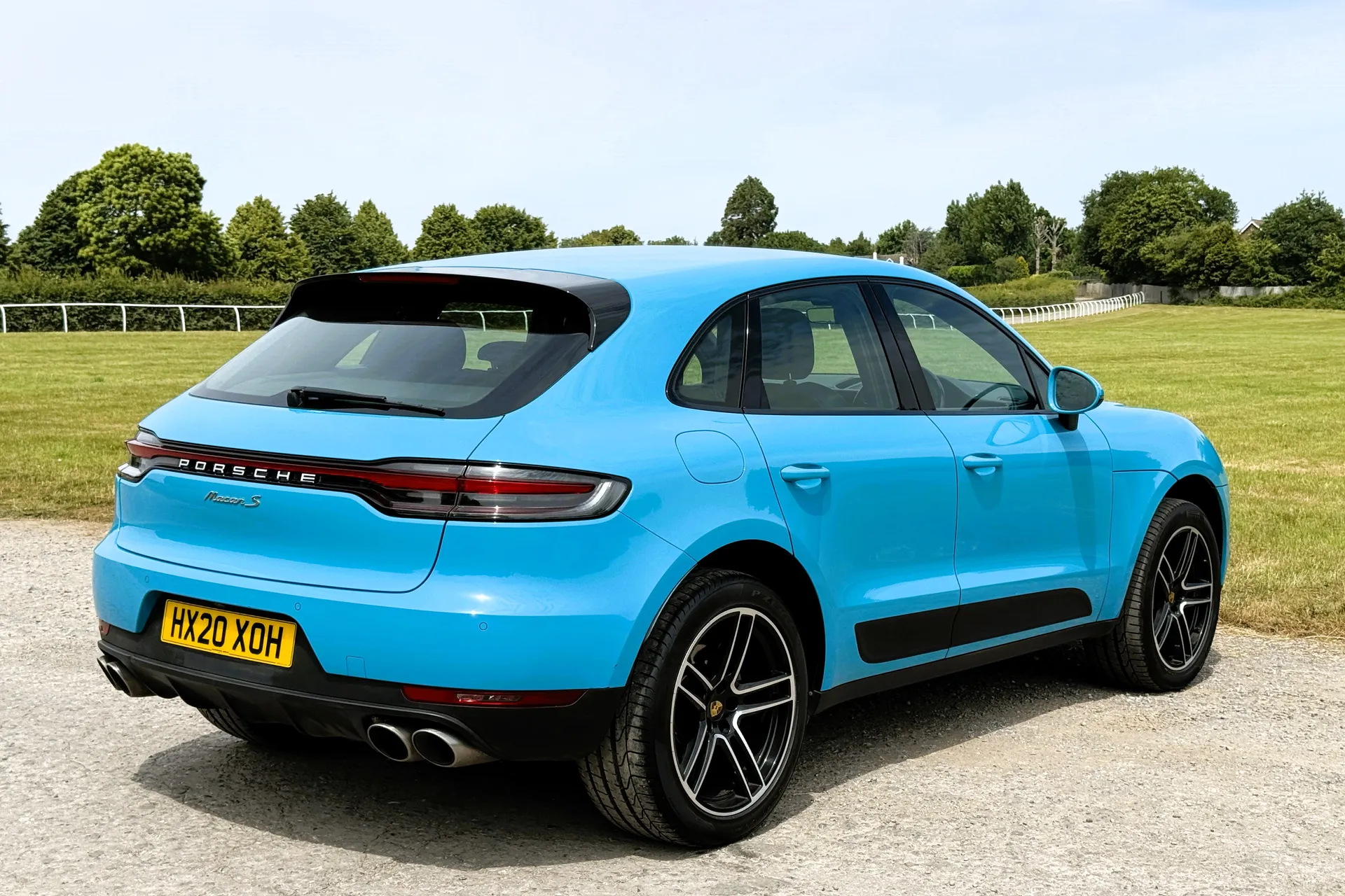 Porsche MACAN thumbnail image number 14