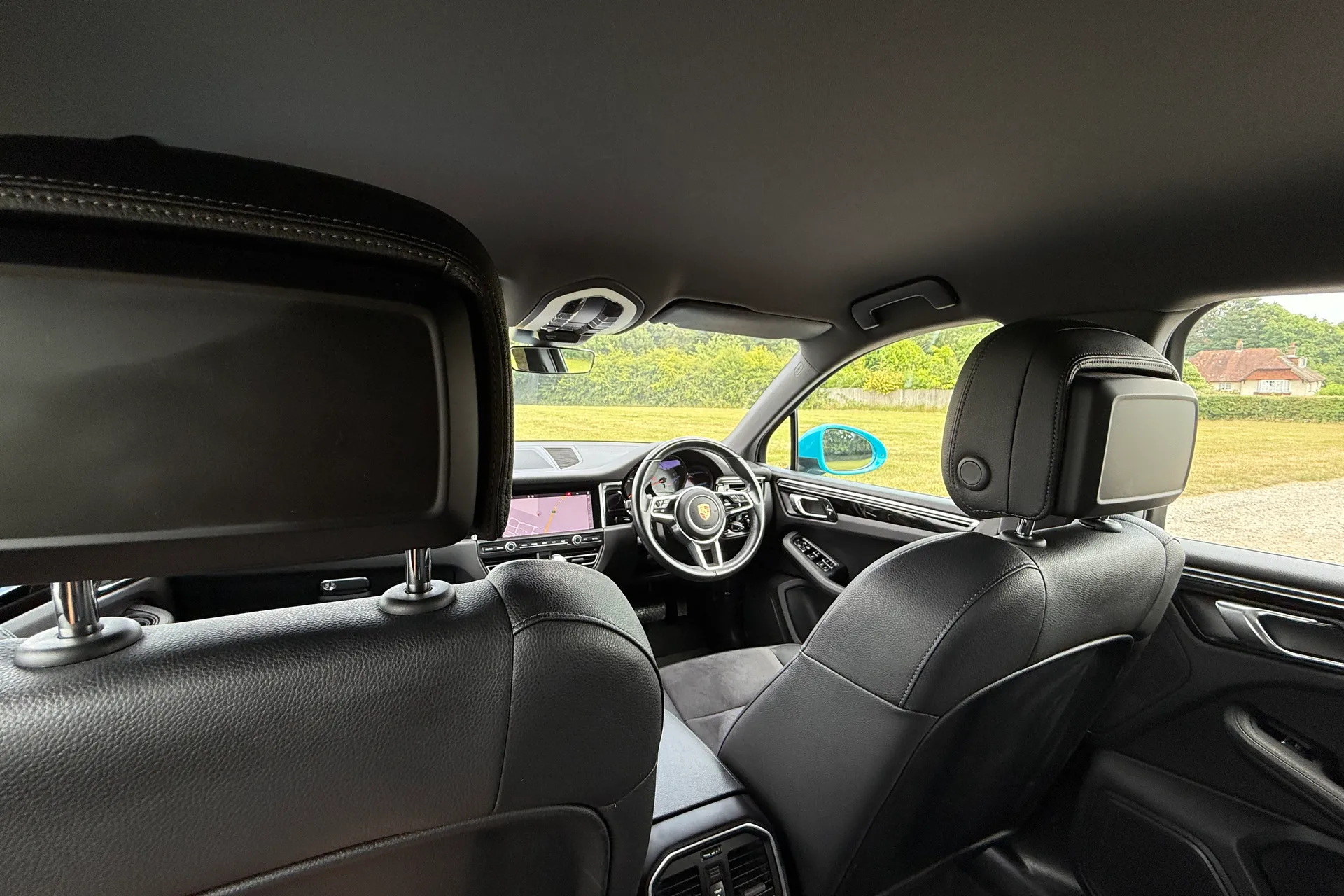Porsche MACAN thumbnail image number 28
