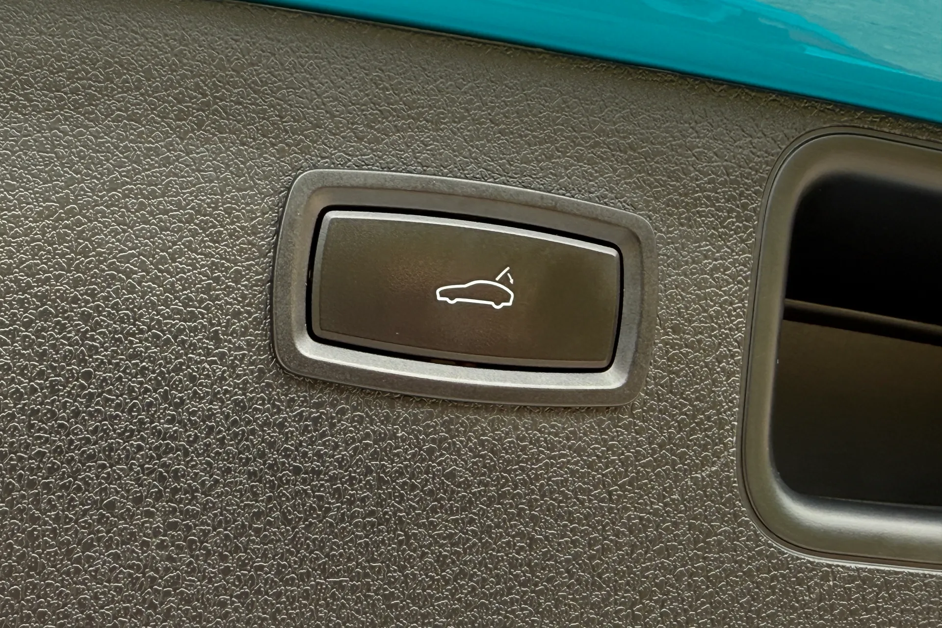 Porsche MACAN thumbnail image number 18