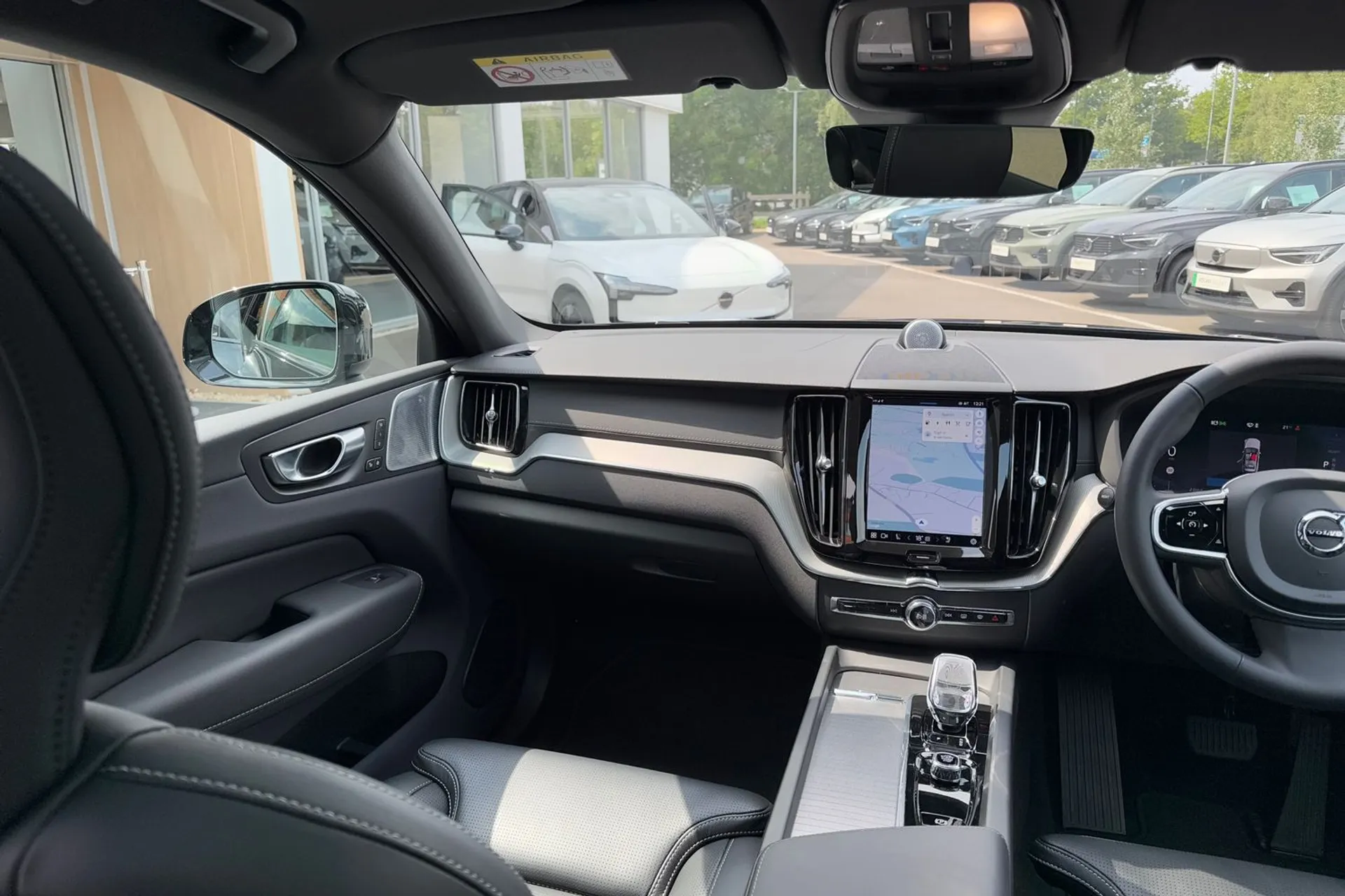 Volvo XC60 thumbnail image number 31