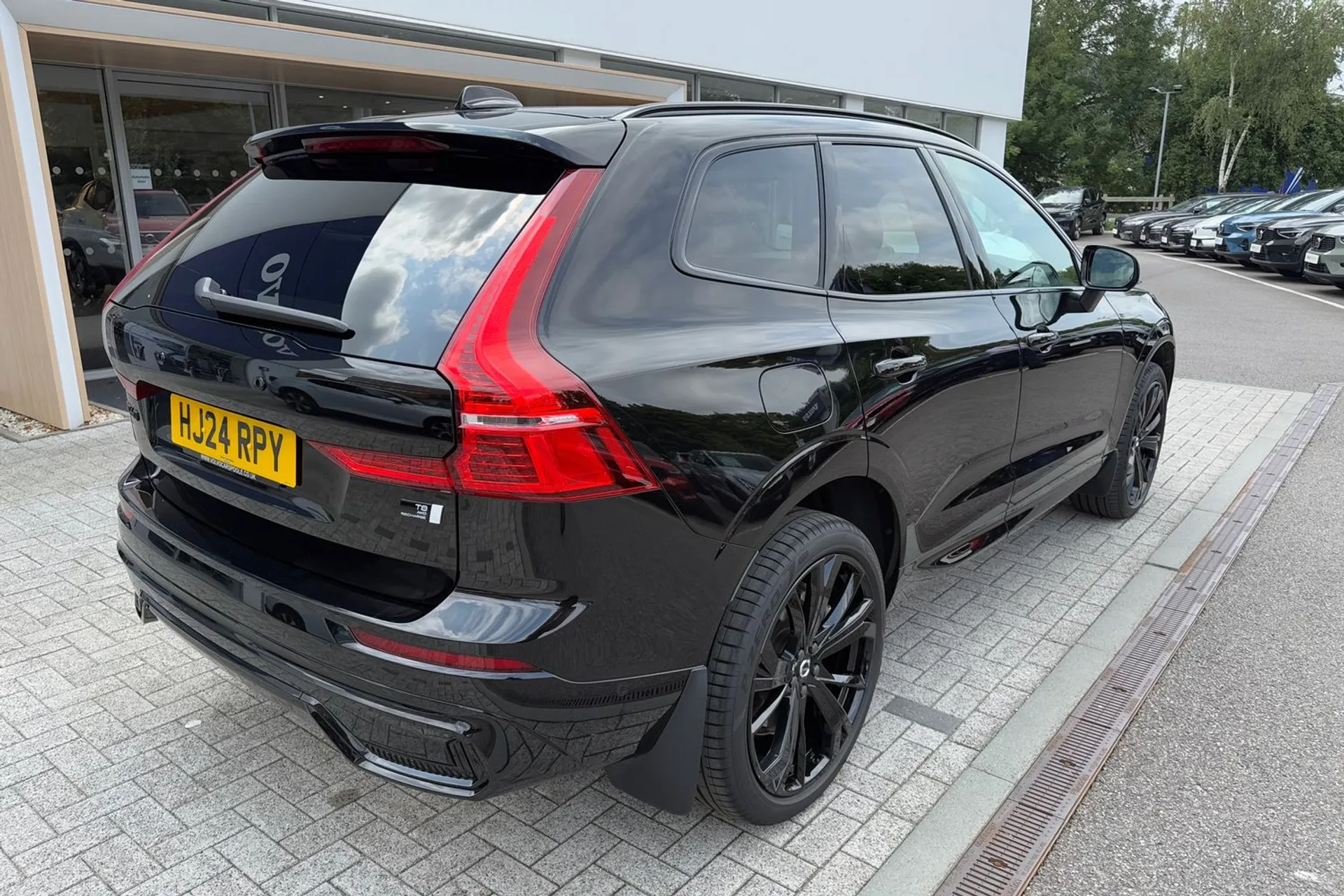 Volvo XC60 thumbnail image number 7