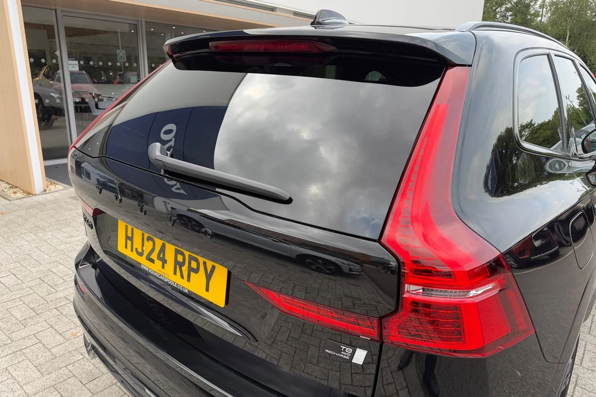 Volvo XC60 thumbnail image number 15