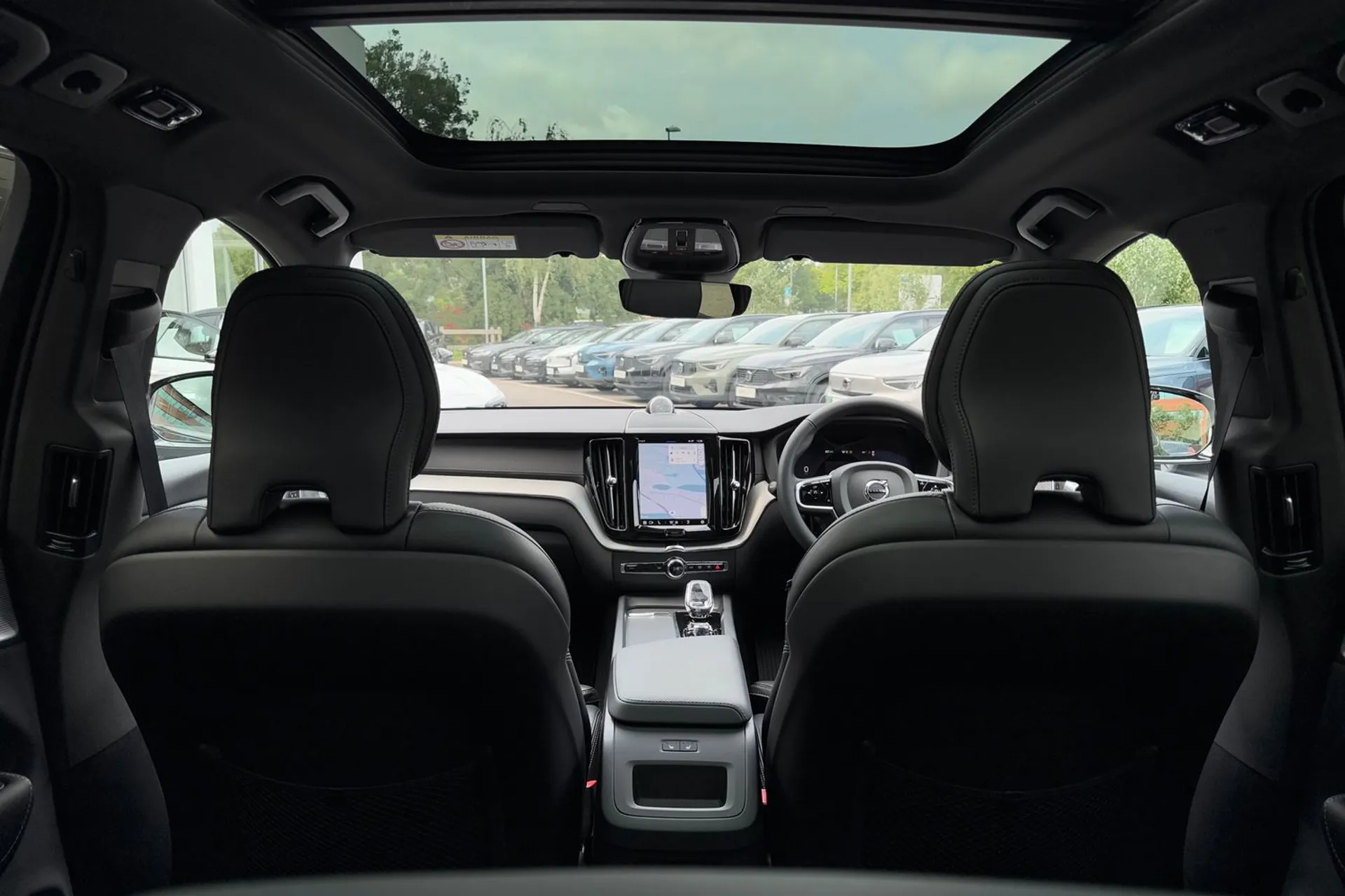 Volvo XC60 thumbnail image number 21