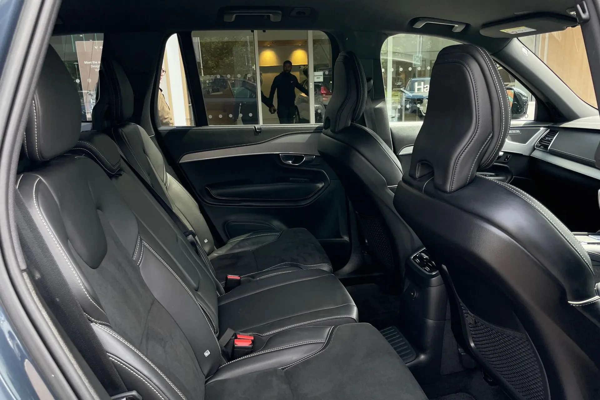 Volvo XC90 thumbnail image number 23