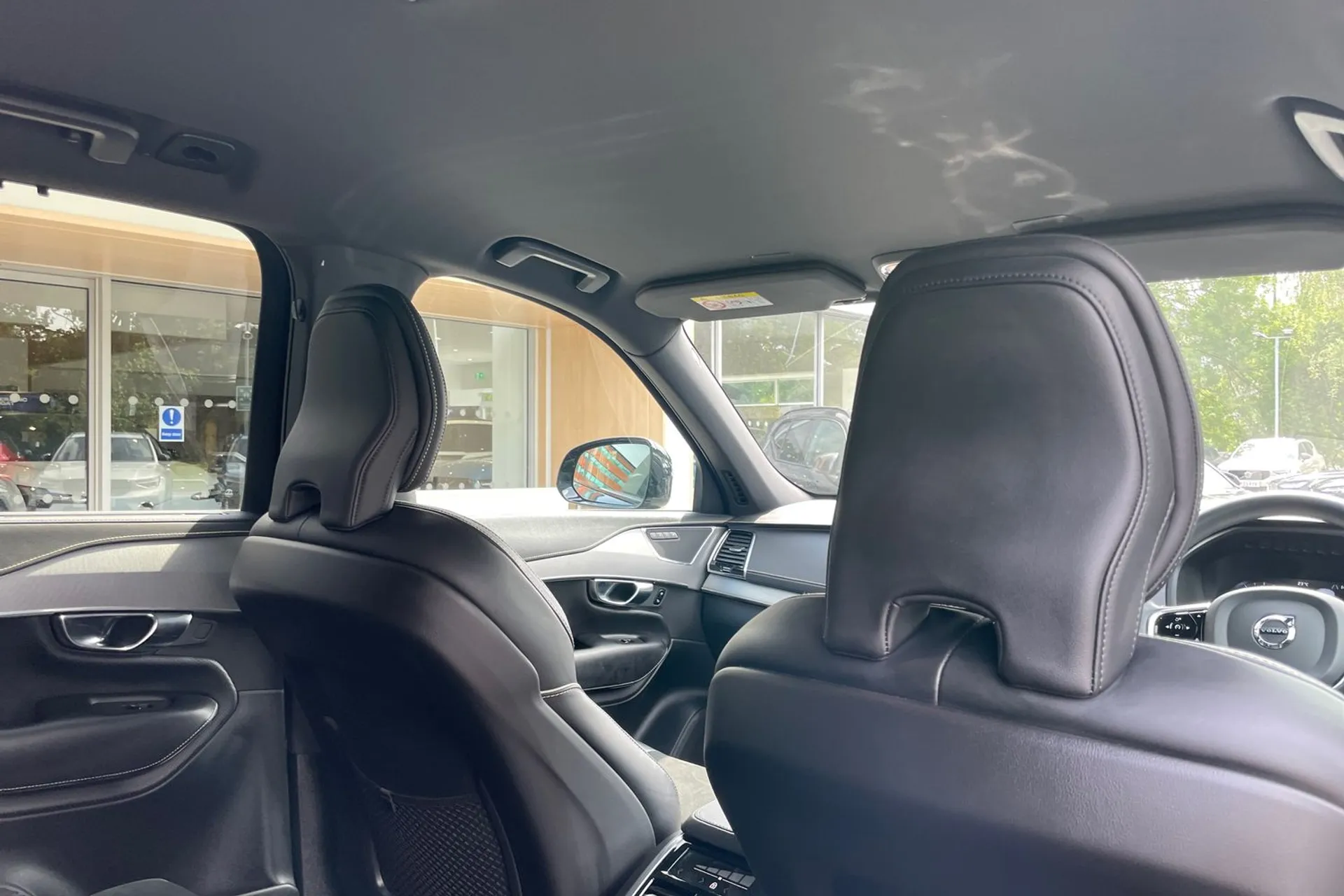 Volvo XC90 thumbnail image number 24