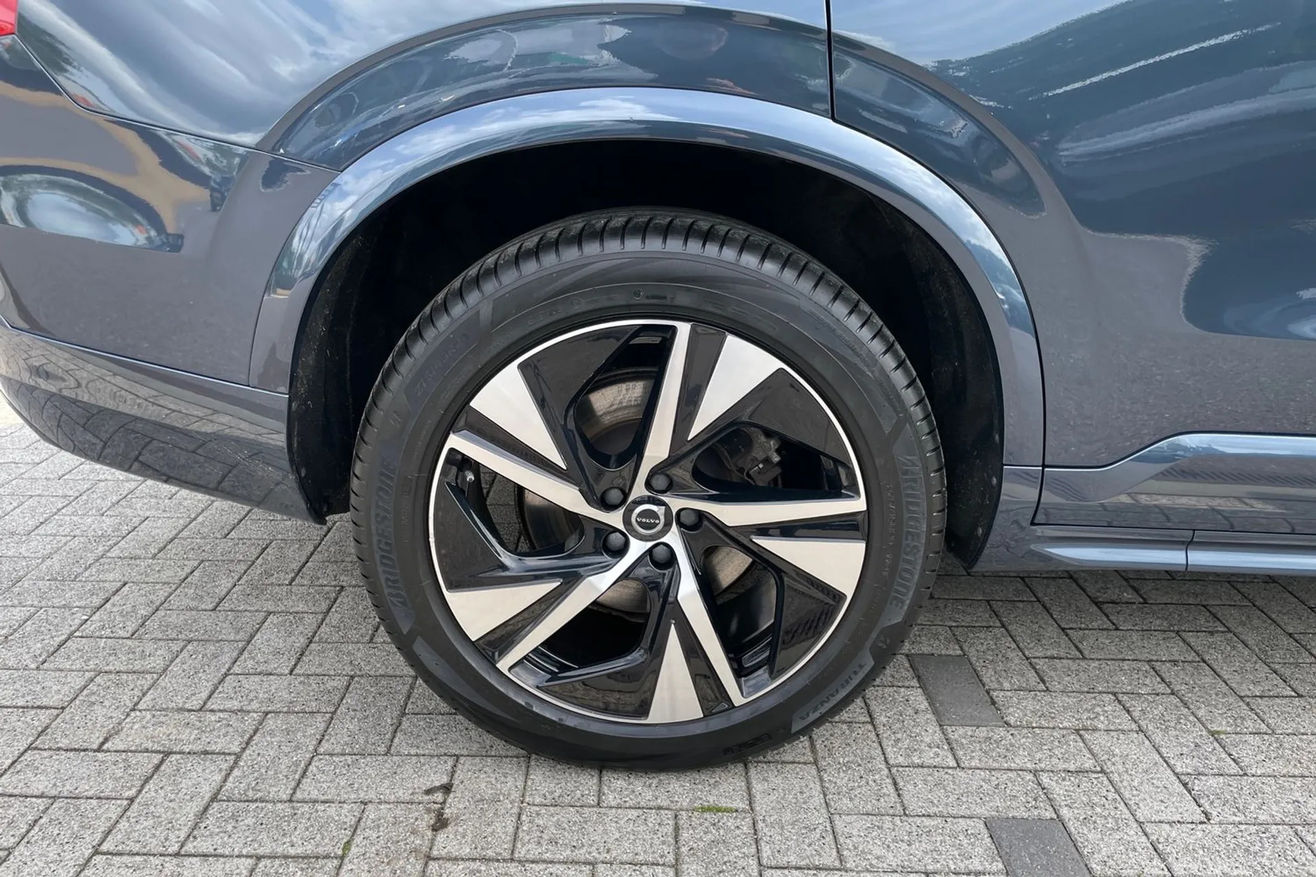 Volvo XC90 thumbnail image number 14