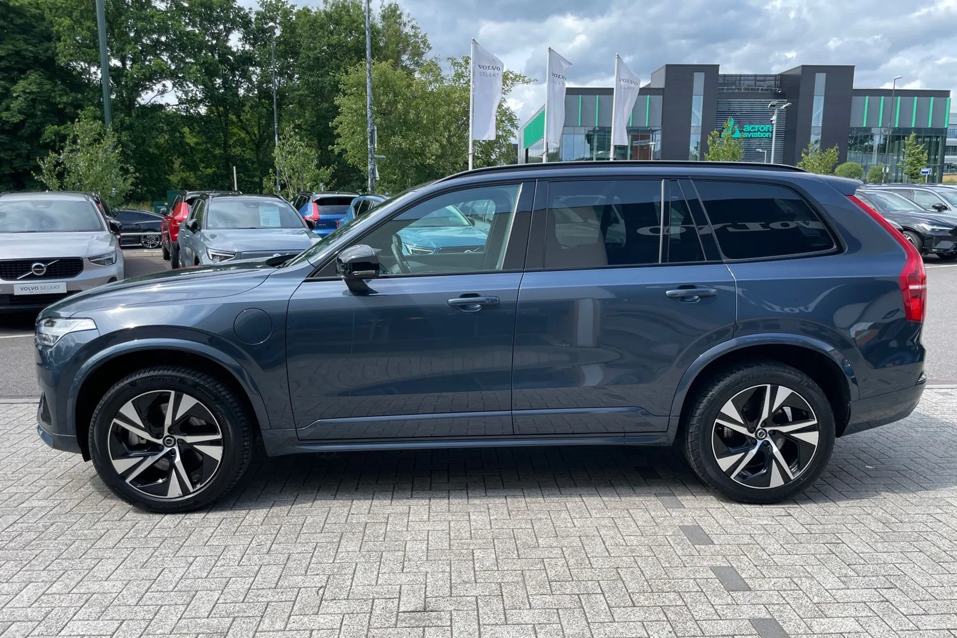 Volvo XC90 thumbnail image number 11