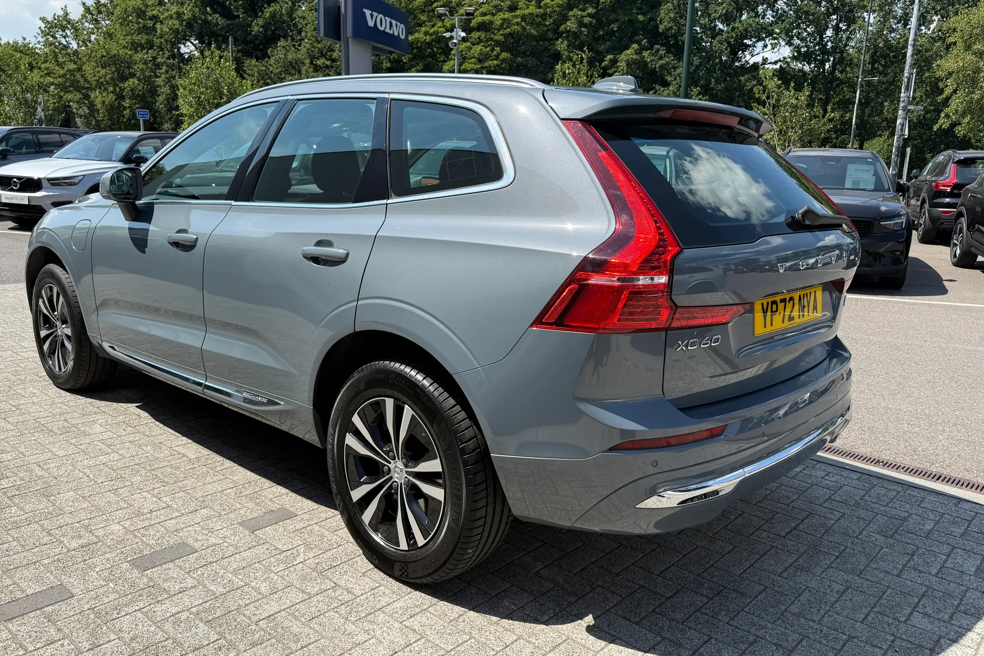 Volvo XC60 thumbnail image number 10