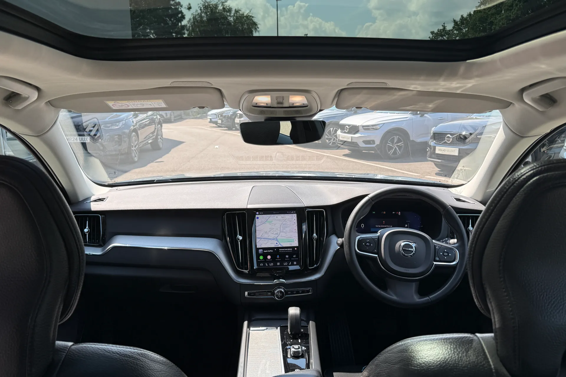 Volvo XC60 thumbnail image number 3