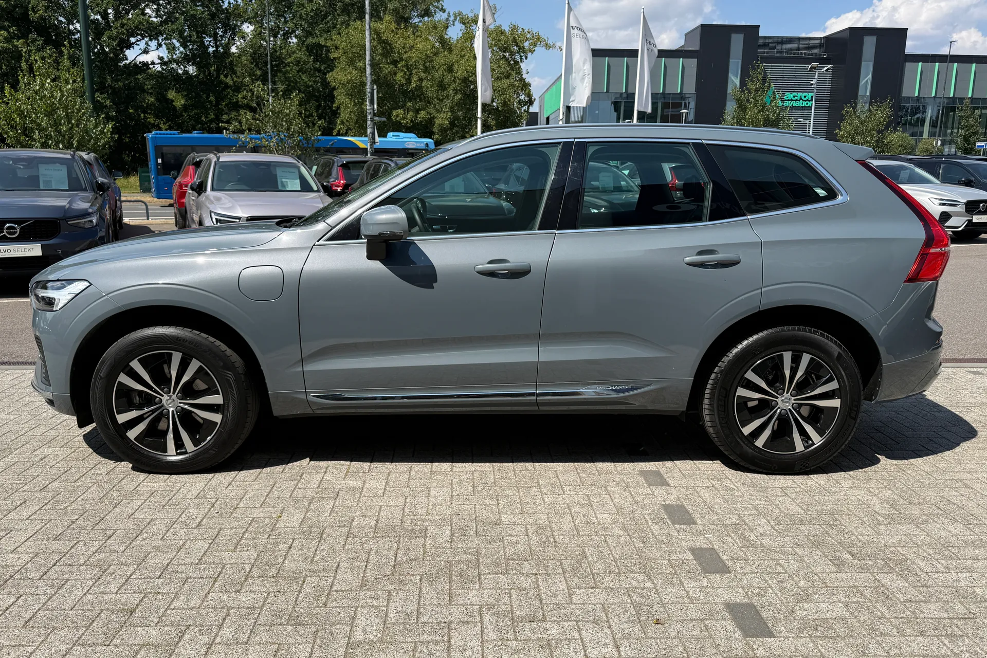 Volvo XC60 thumbnail image number 11