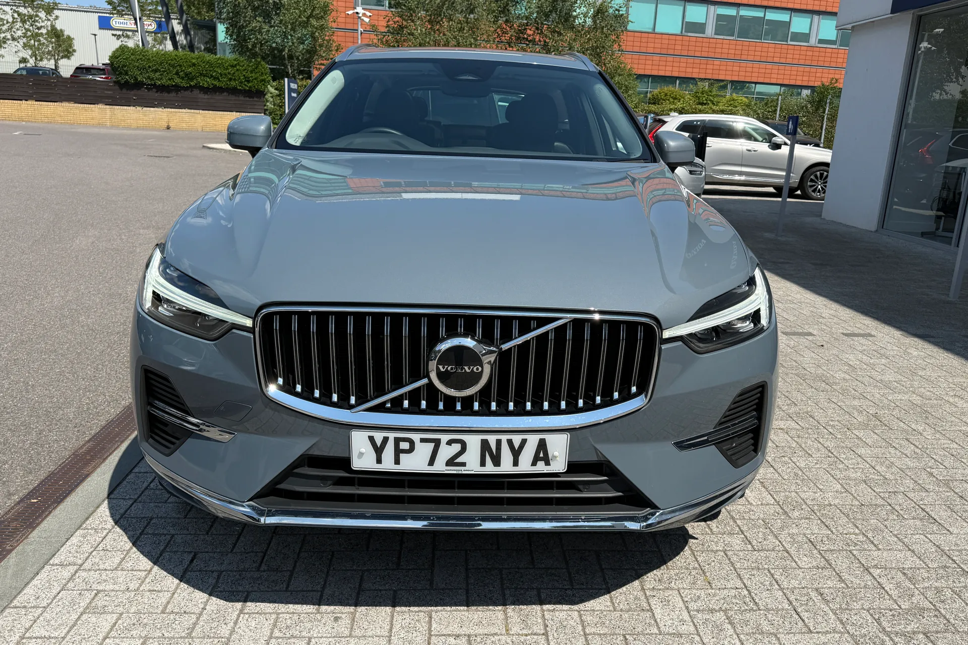 Volvo XC60 thumbnail image number 13