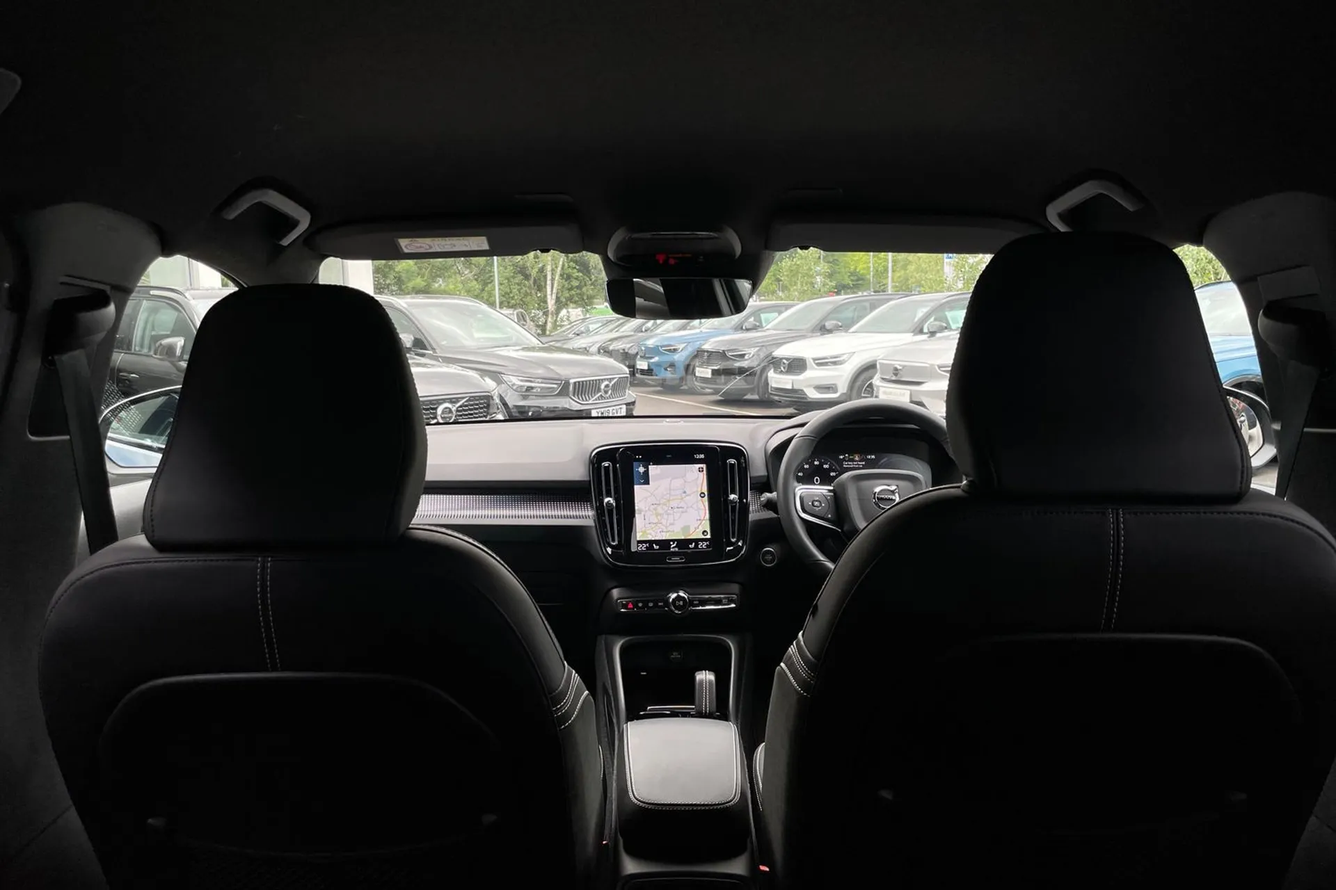 Volvo XC40 thumbnail image number 21