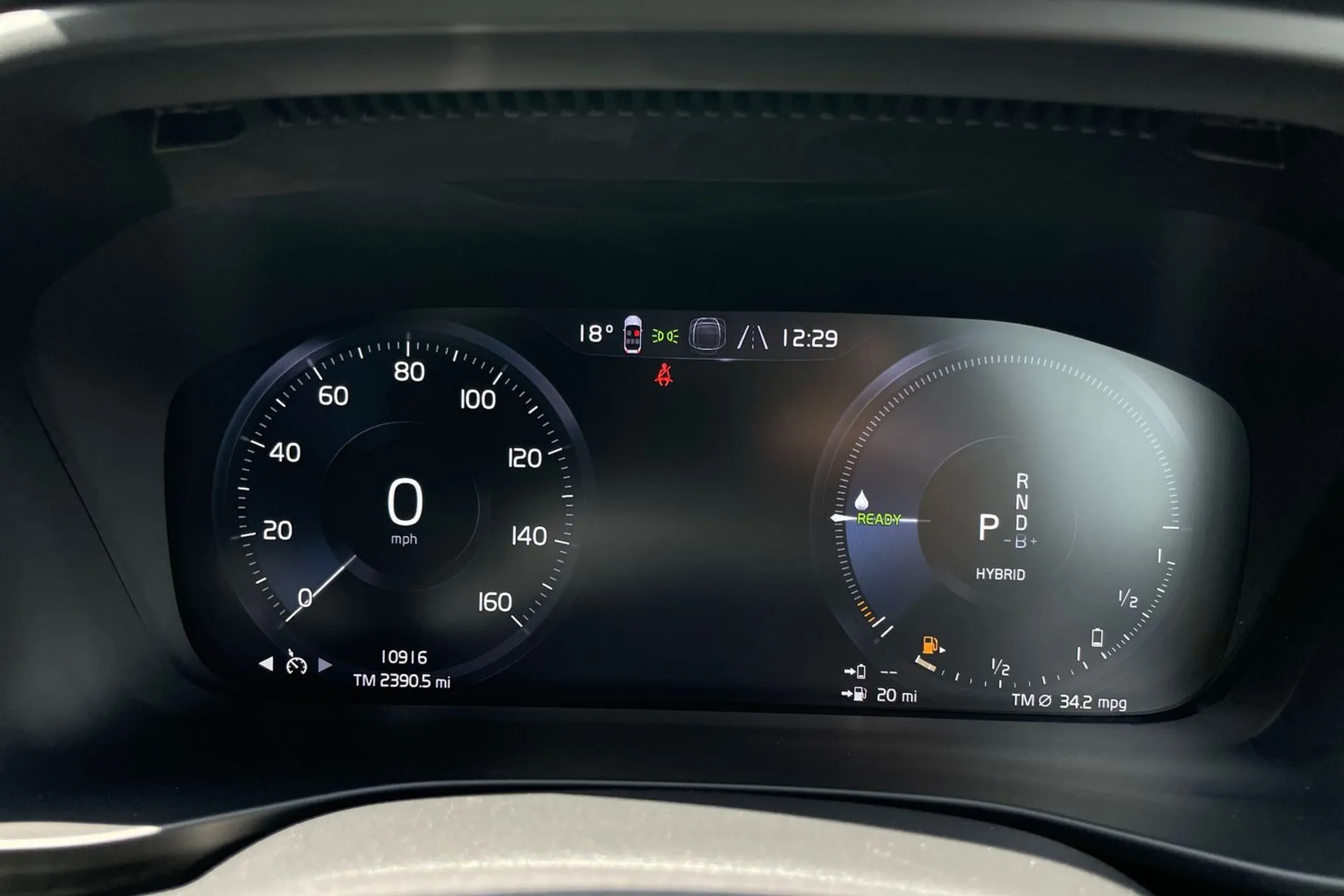 Volvo XC40 thumbnail image number 44