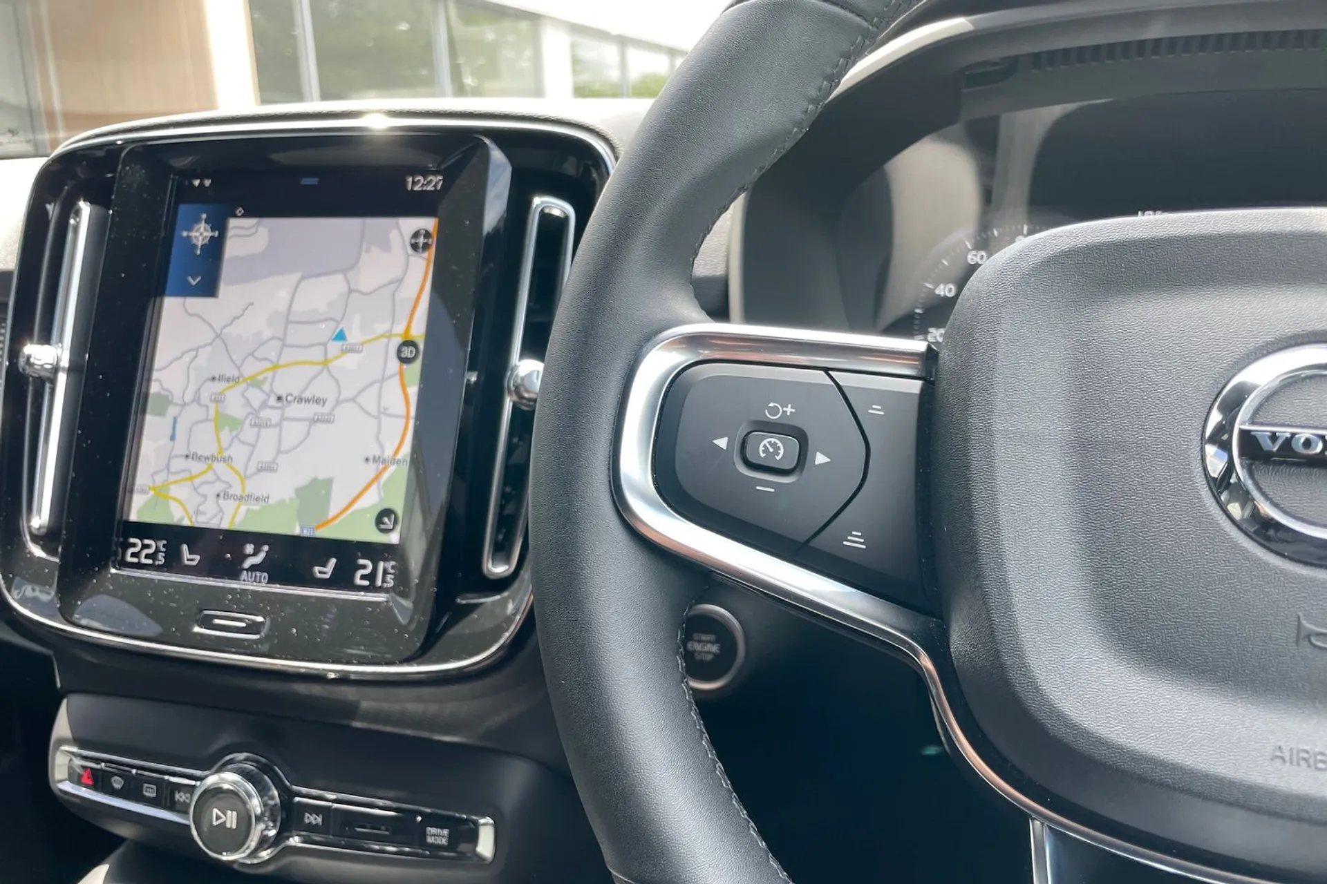 Volvo XC40 thumbnail image number 35