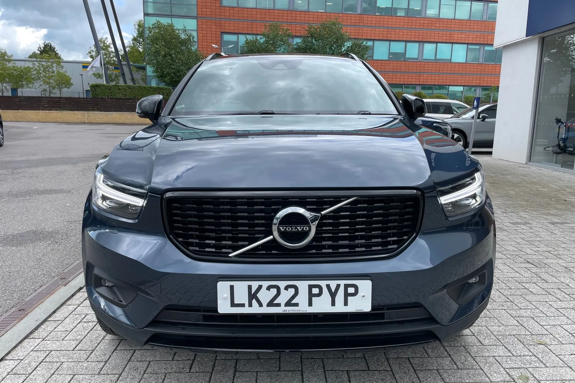 Volvo XC40 thumbnail image number 12