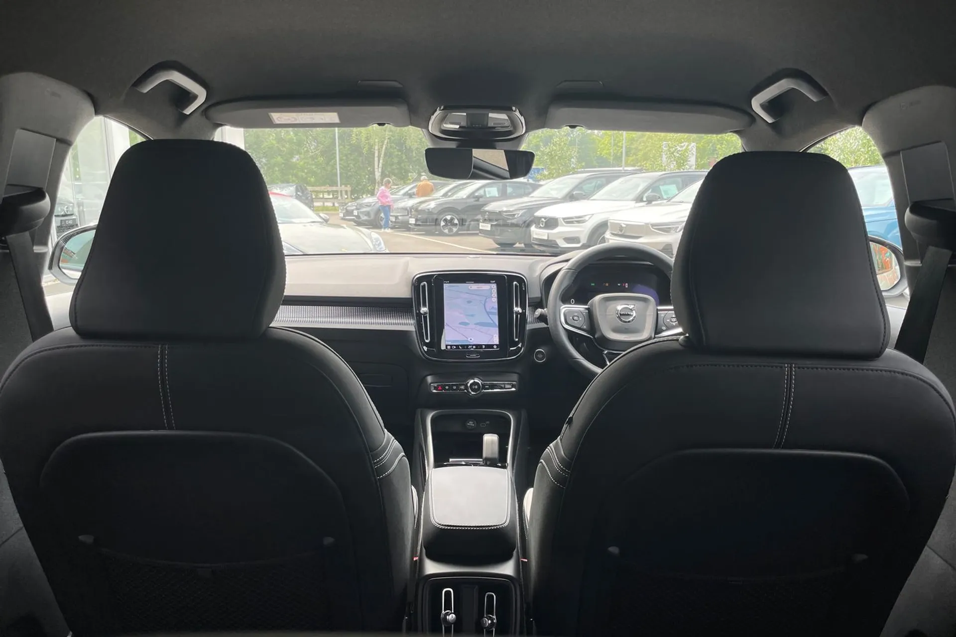 Volvo XC40 thumbnail image number 21