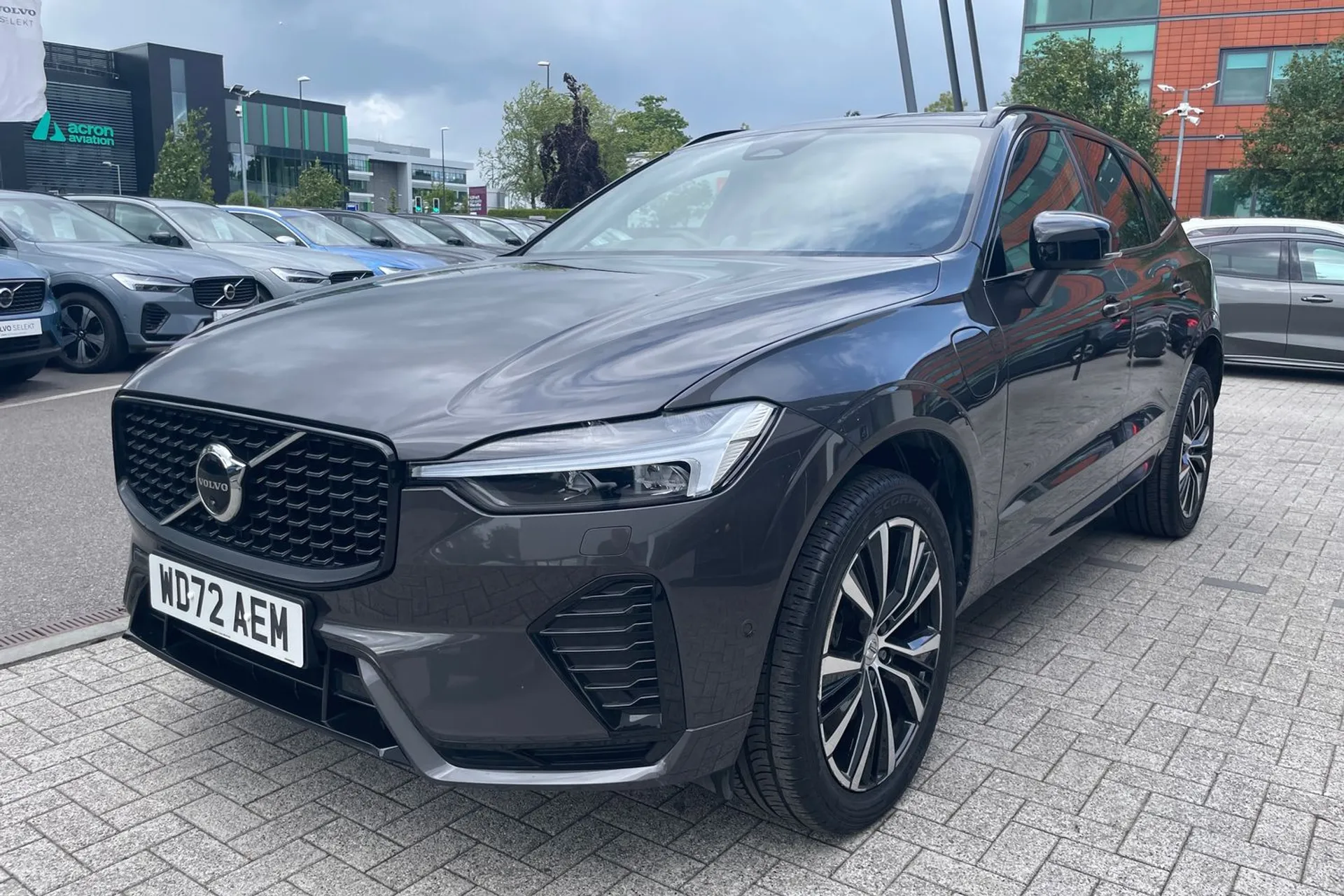 Volvo XC60 thumbnail image number 11