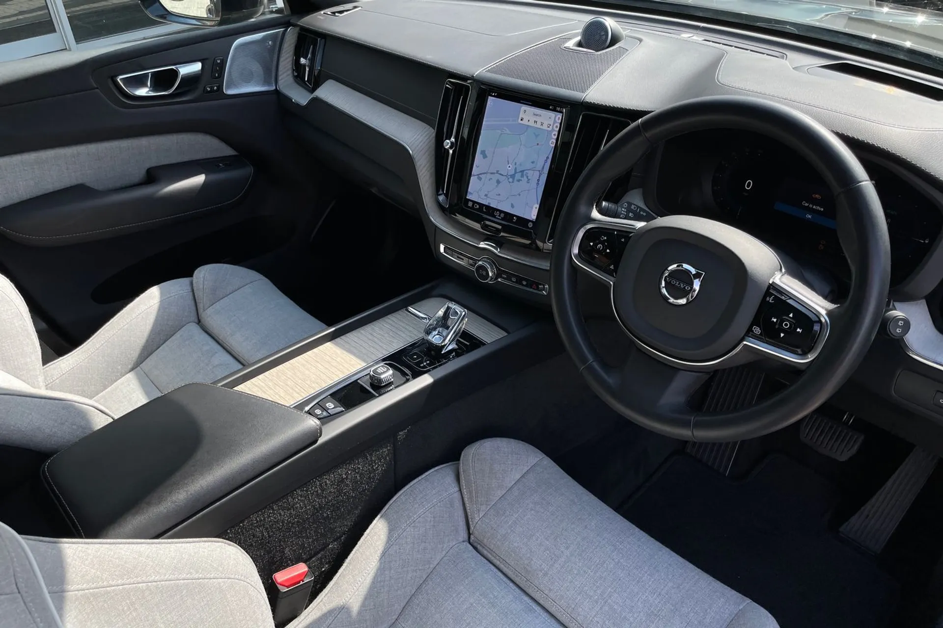 Volvo XC60 thumbnail image number 5