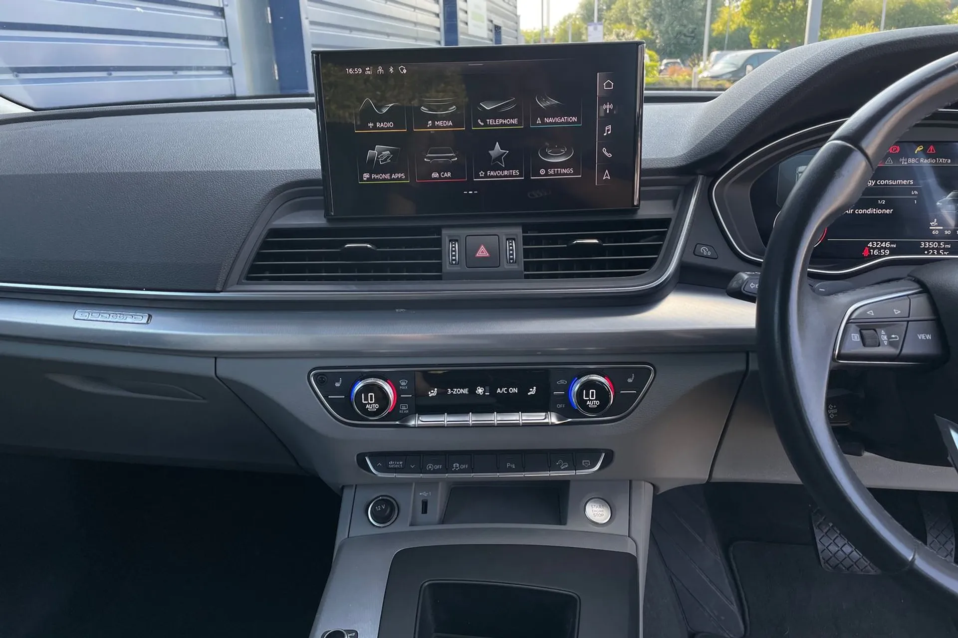 Audi Q5 thumbnail image number 39