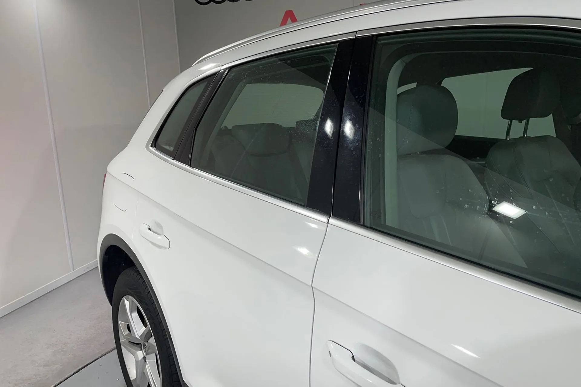 Audi Q5 thumbnail image number 13