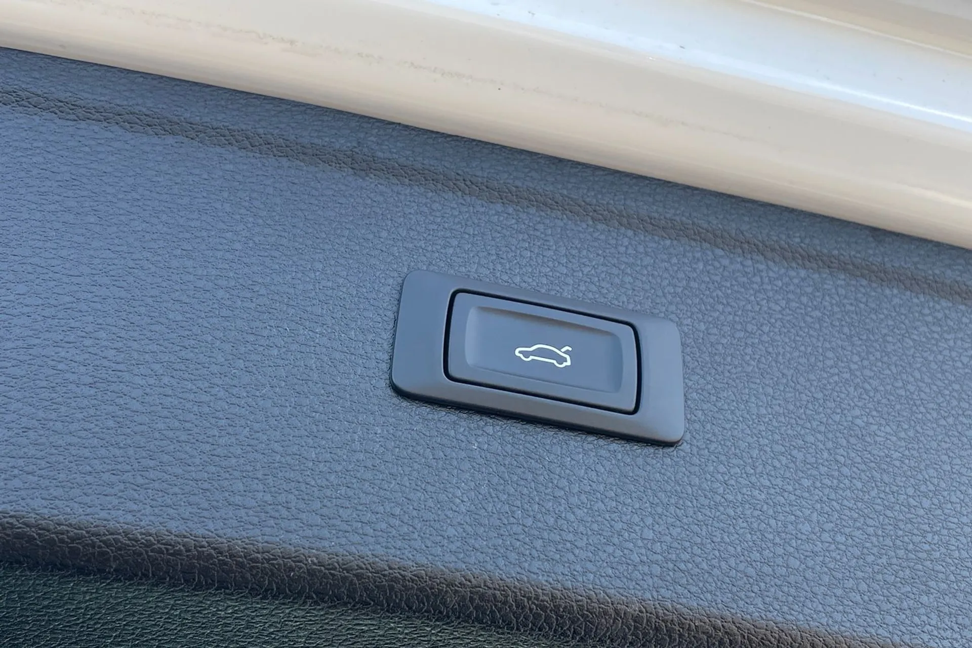 Audi Q5 thumbnail image number 19