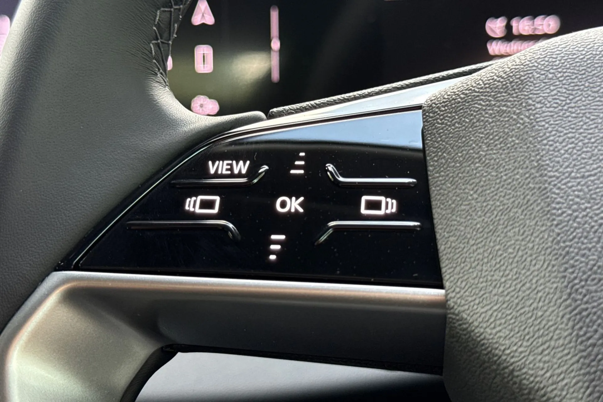 Audi A5 thumbnail image number 35