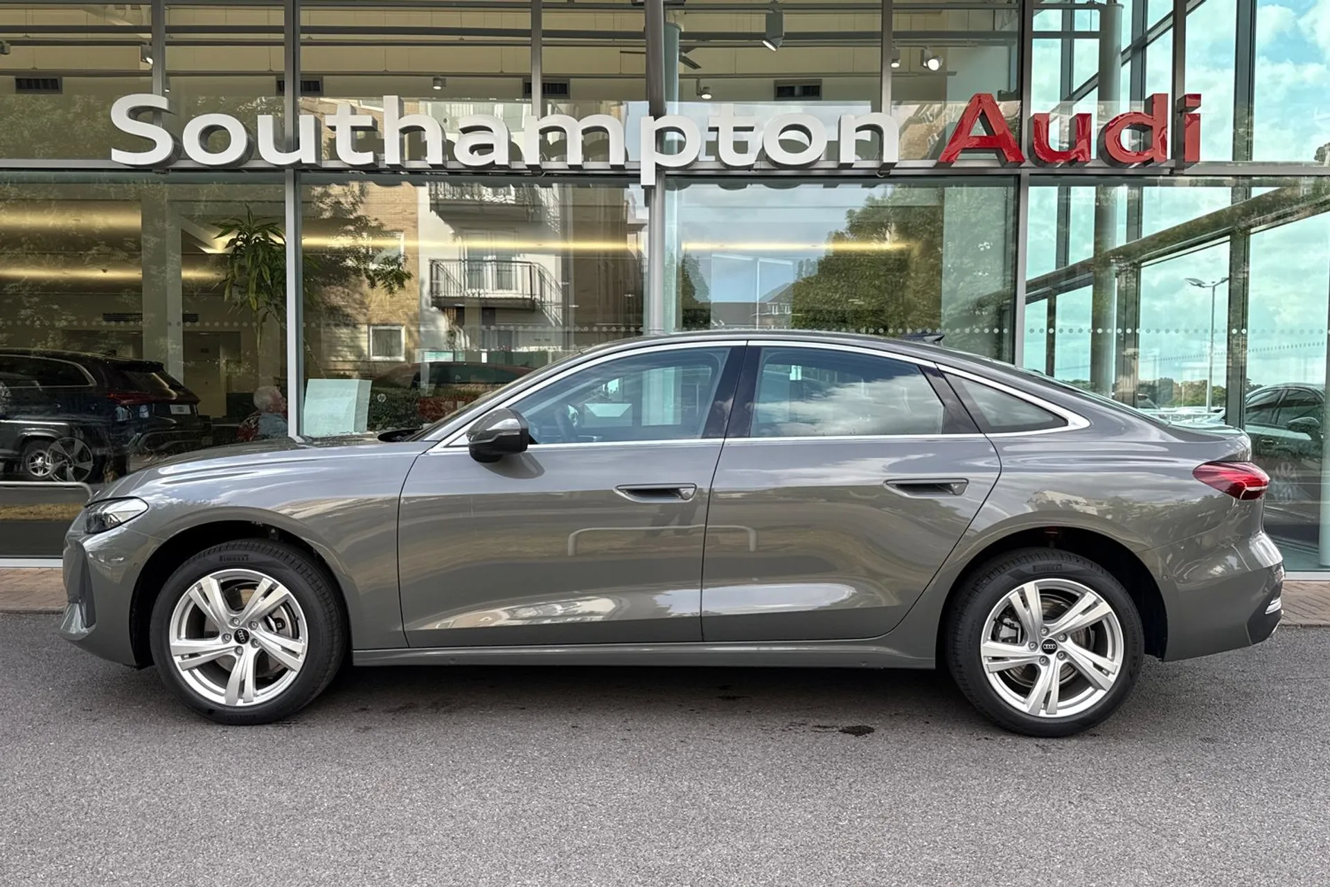 Audi A5 thumbnail image number 9