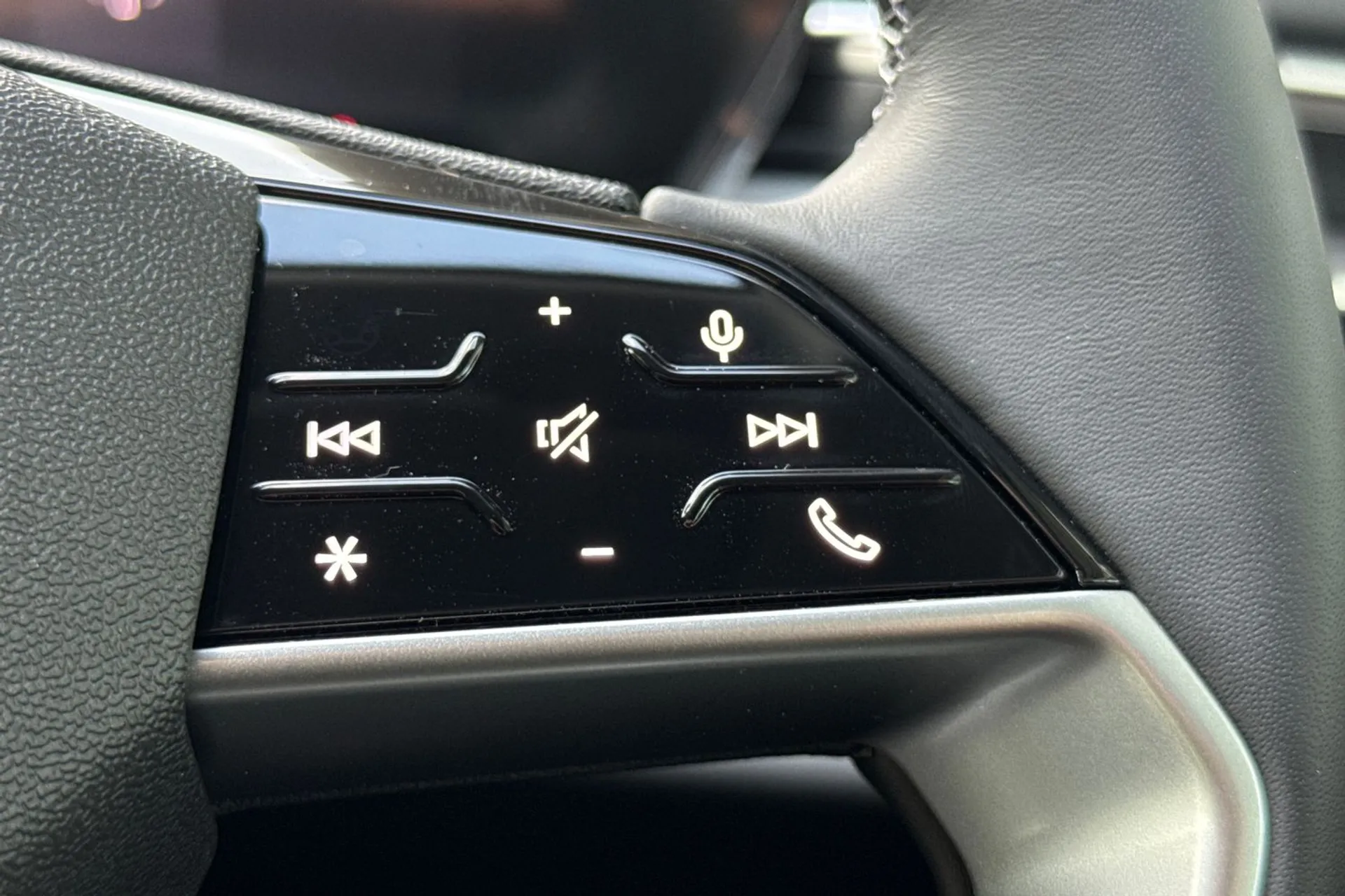 Audi A5 thumbnail image number 36