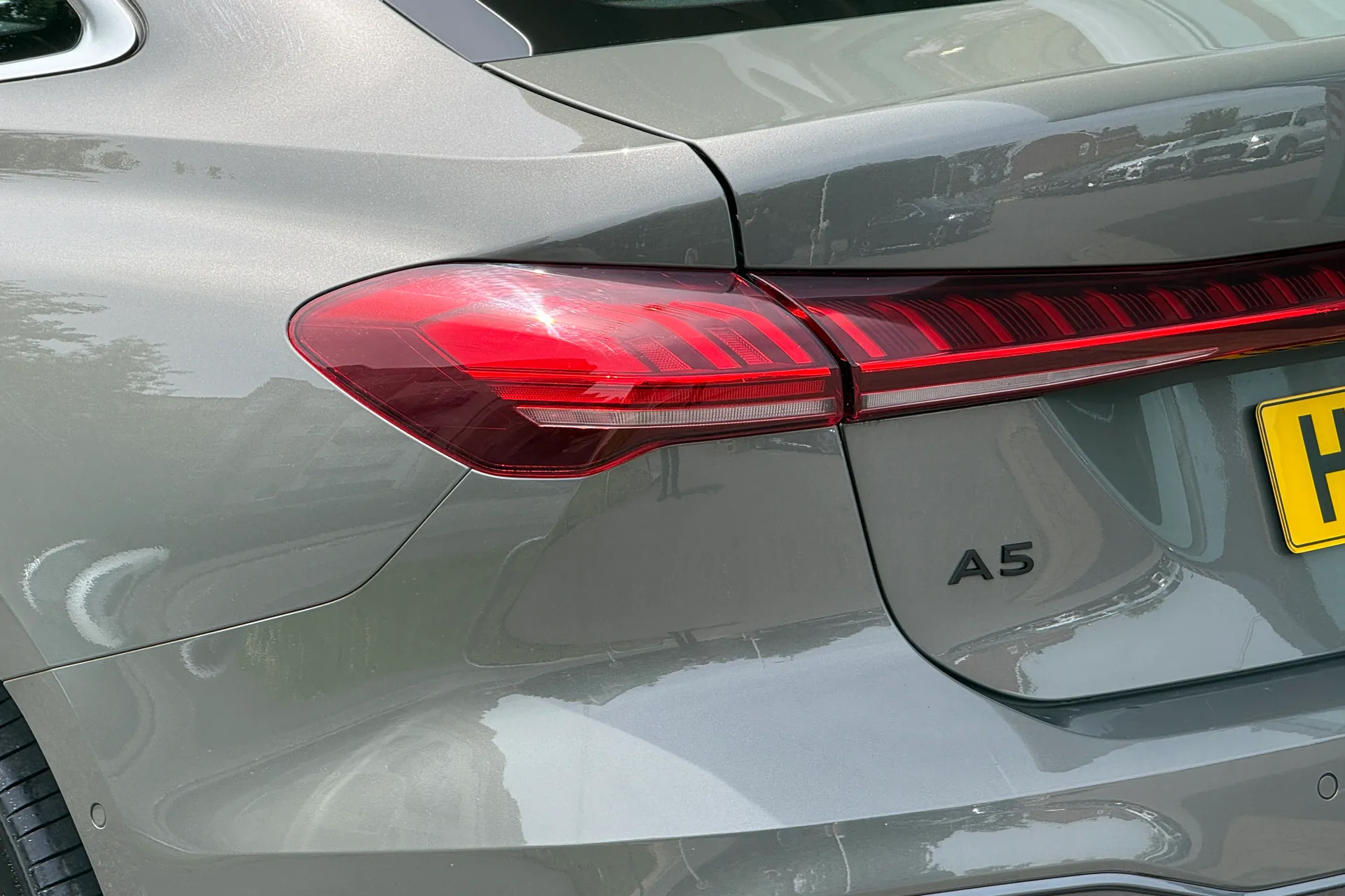 Audi A5 thumbnail image number 41