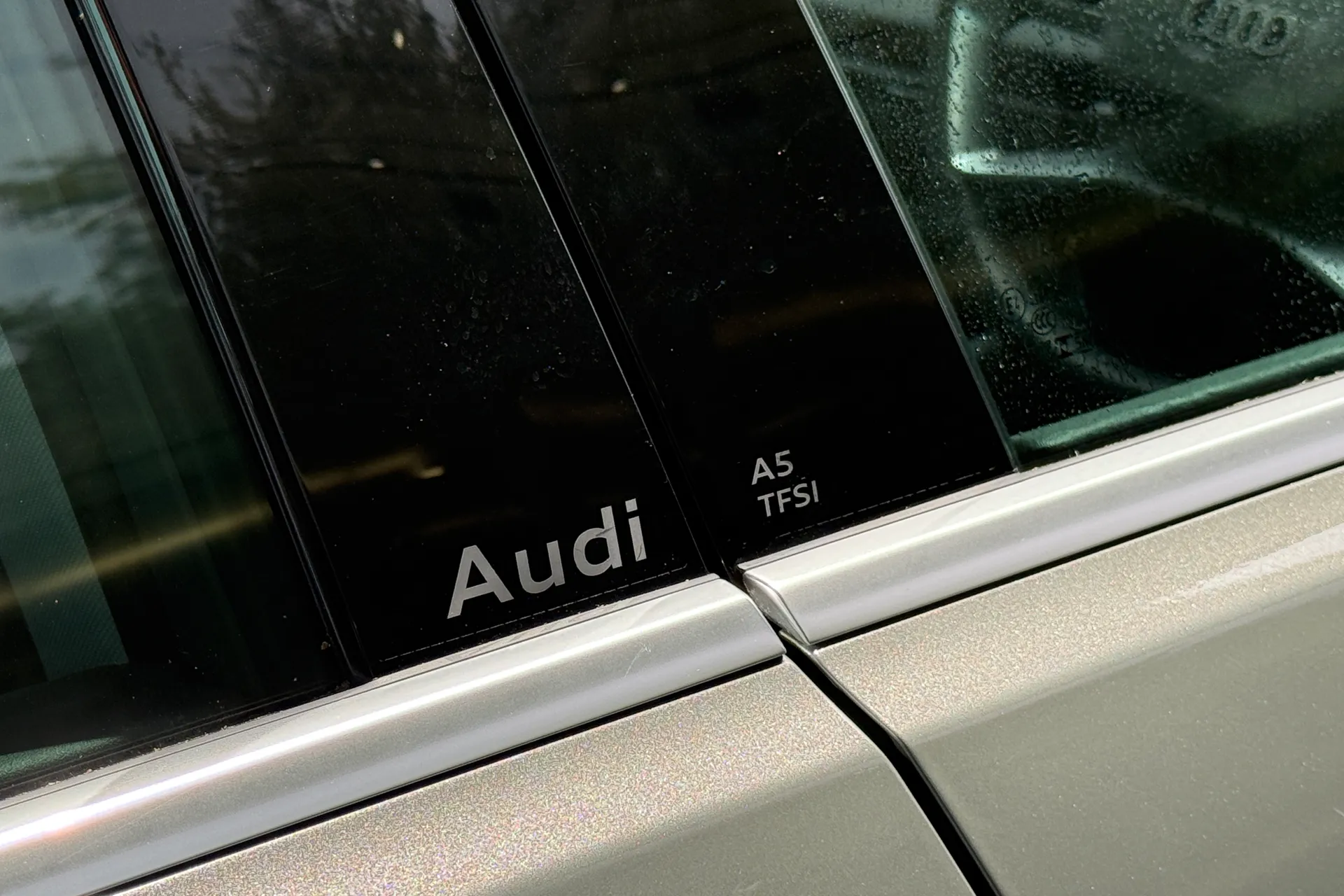 Audi A5 thumbnail image number 30
